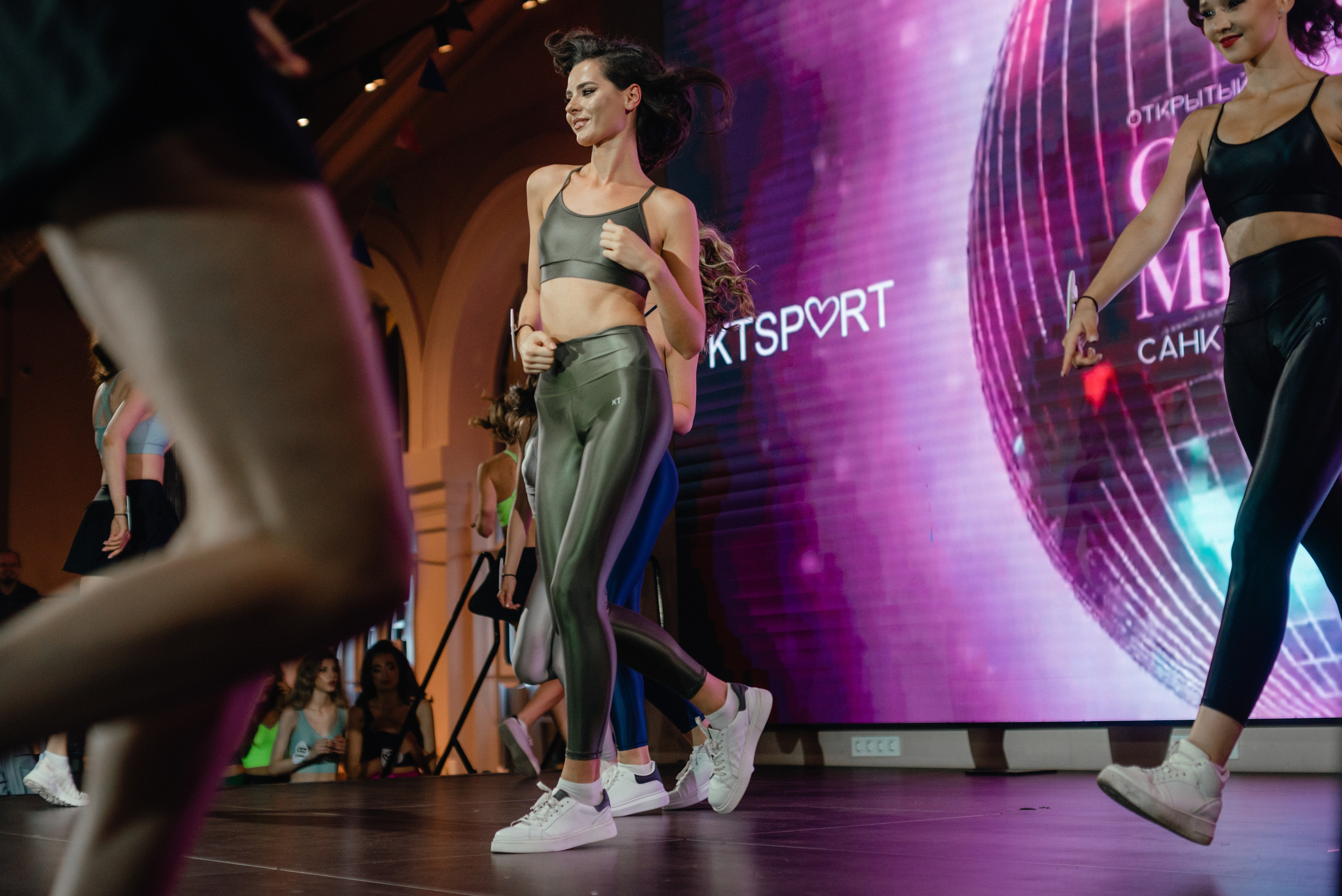 Конкурс красоты ОДНА НА МИЛЛИОН • 2024. Фотограф Элина Брусенцева