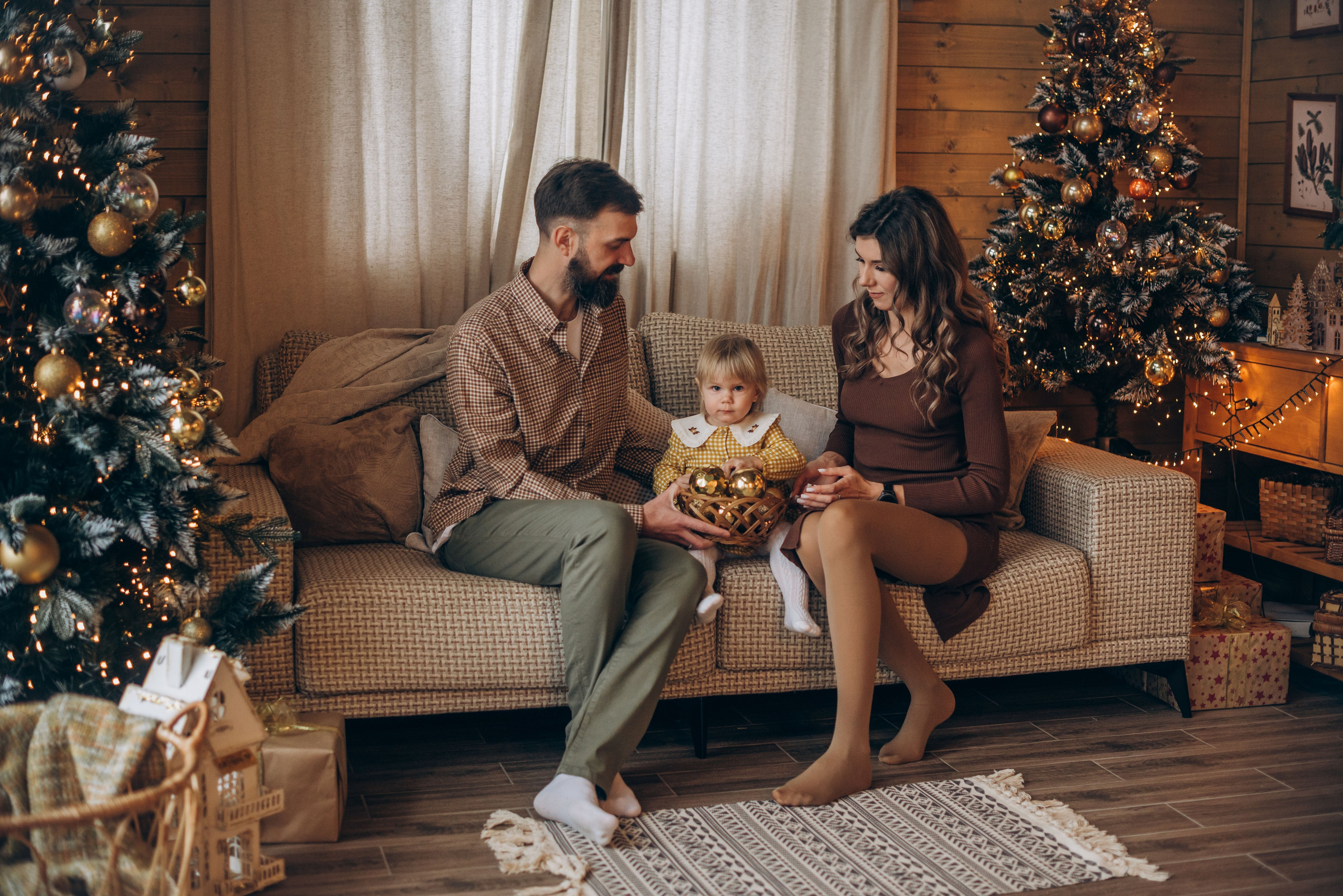 Семейная новогодняя фотосессия в студии. Семейный фотограф в Домодедово и Москве Елена Пичугина