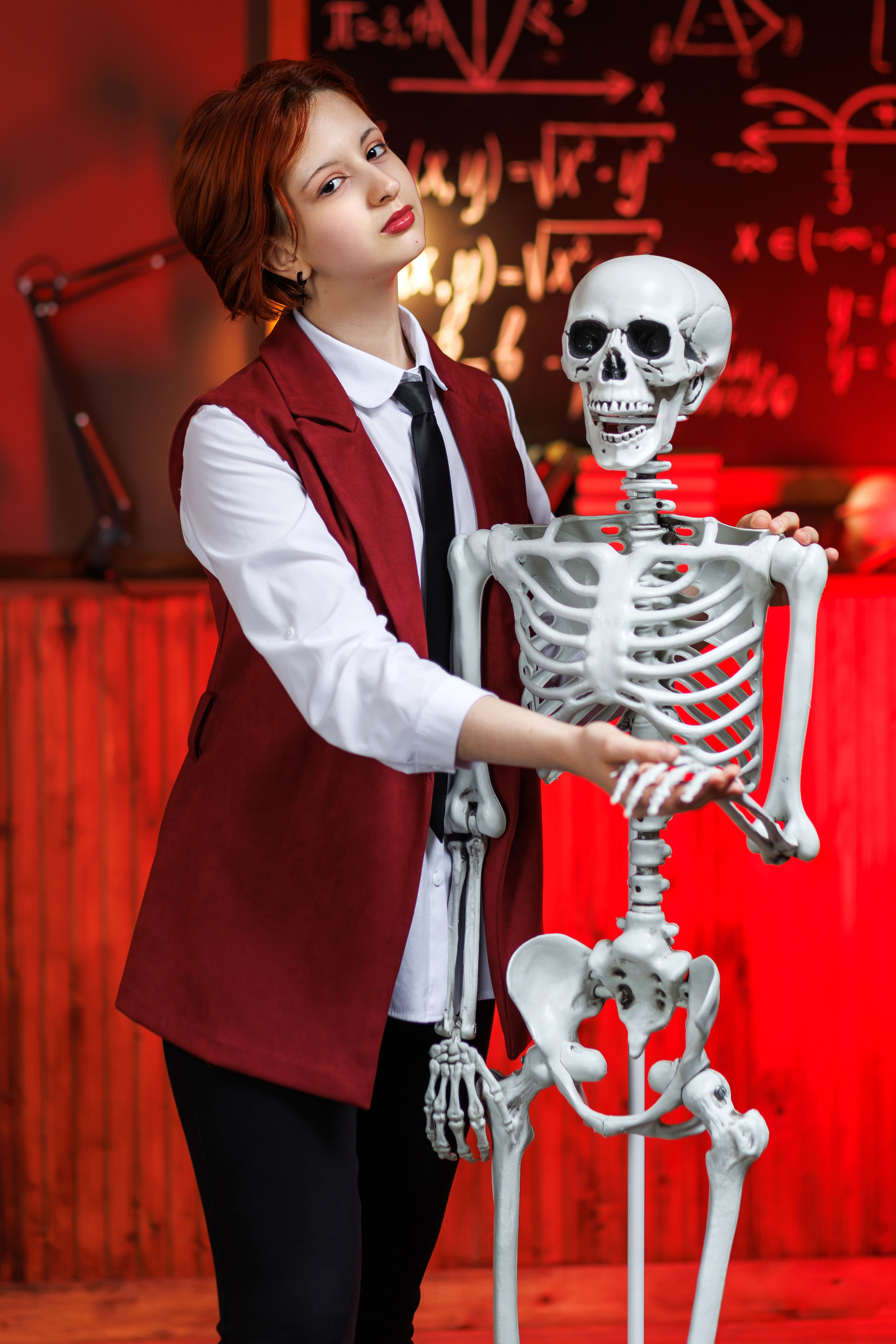 Портрет с цветным светом. Правильный Выпускной Альбом