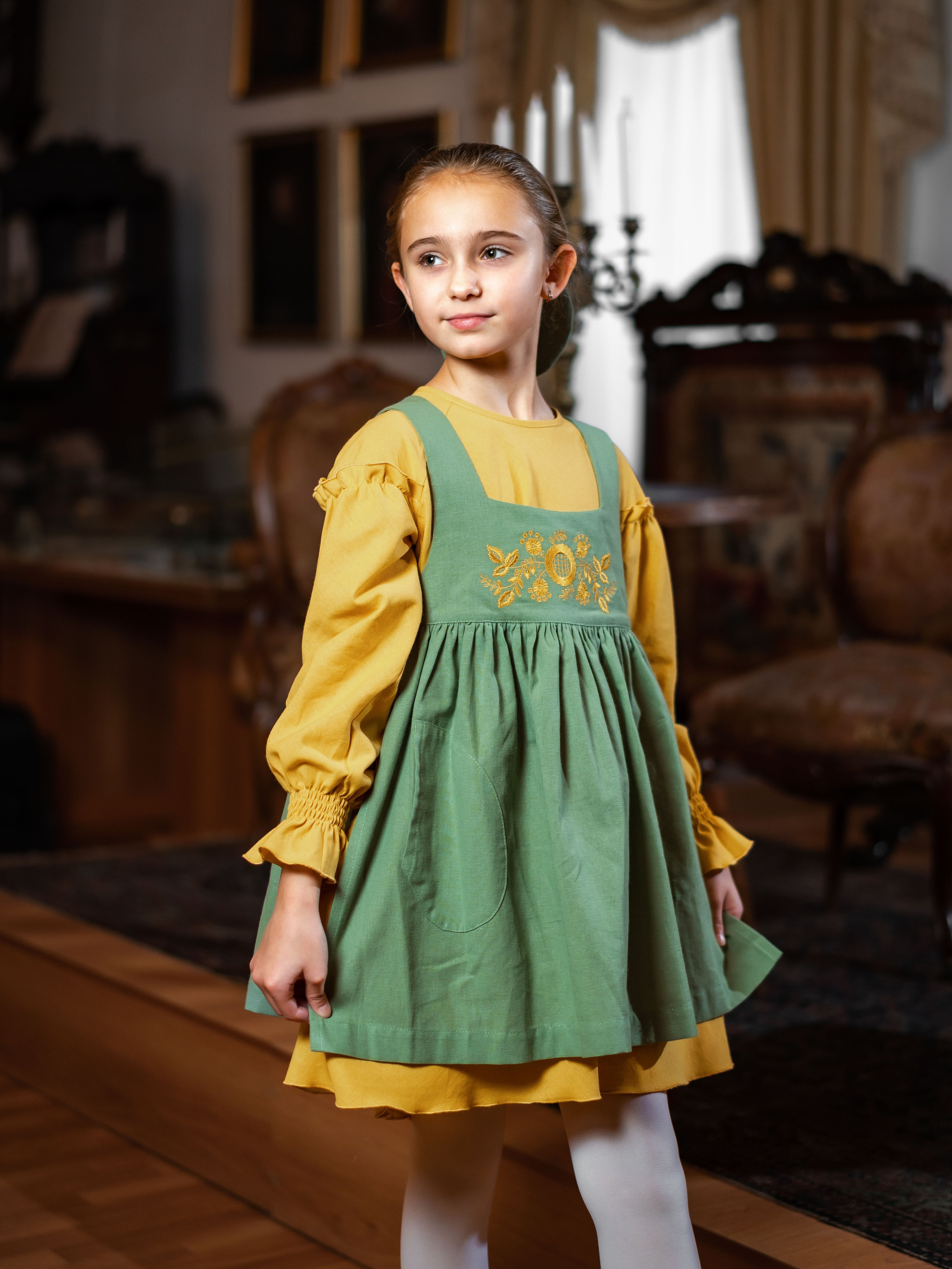 Показ одежды в рамках выставки «105. Лучшее». Фотограф Москва