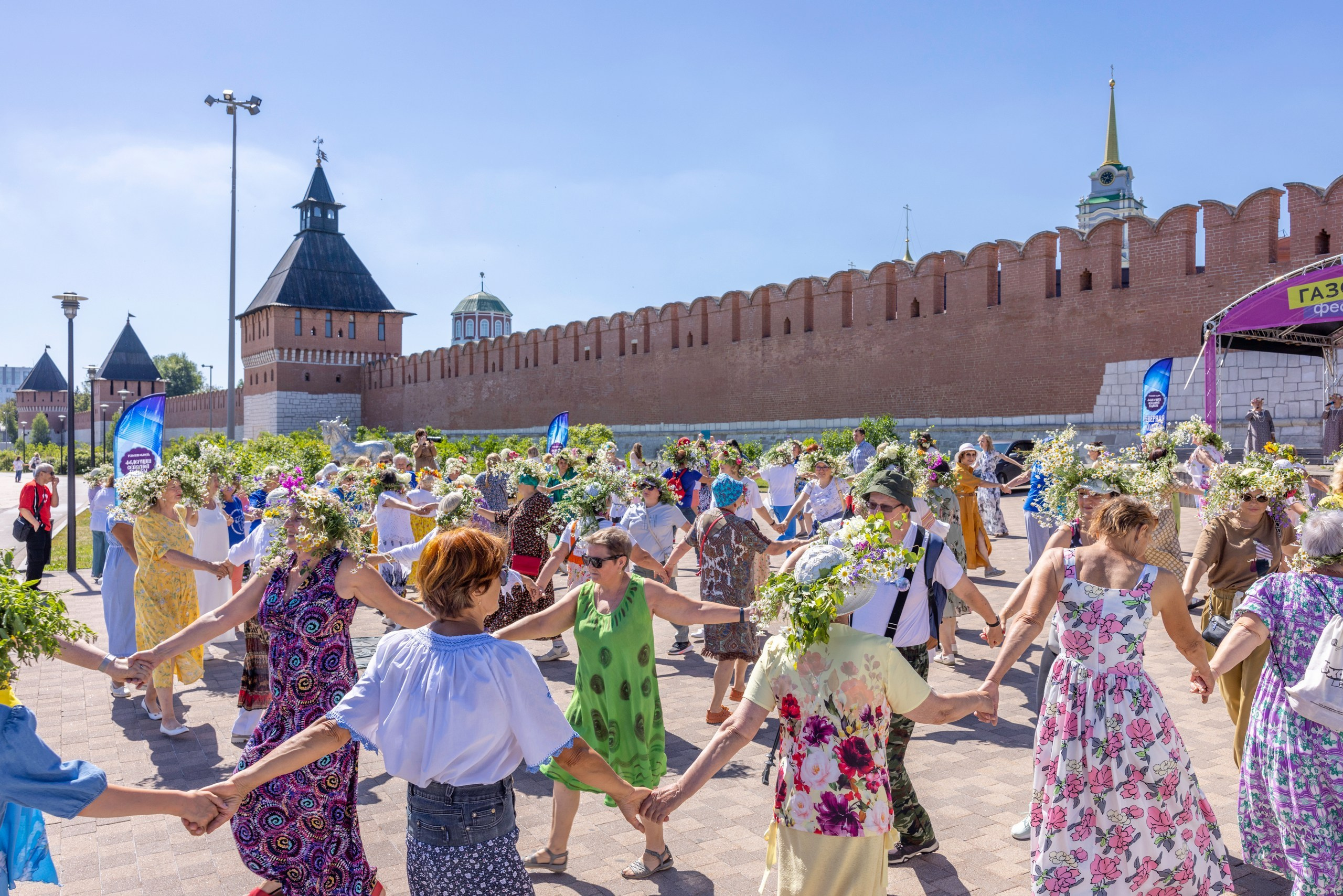Фестиваль «Ромашковый хоровод». Северная ходьба. Фотограф в Туле Крупский АнДРей. Фотостудия «КАДР71» в Туле
