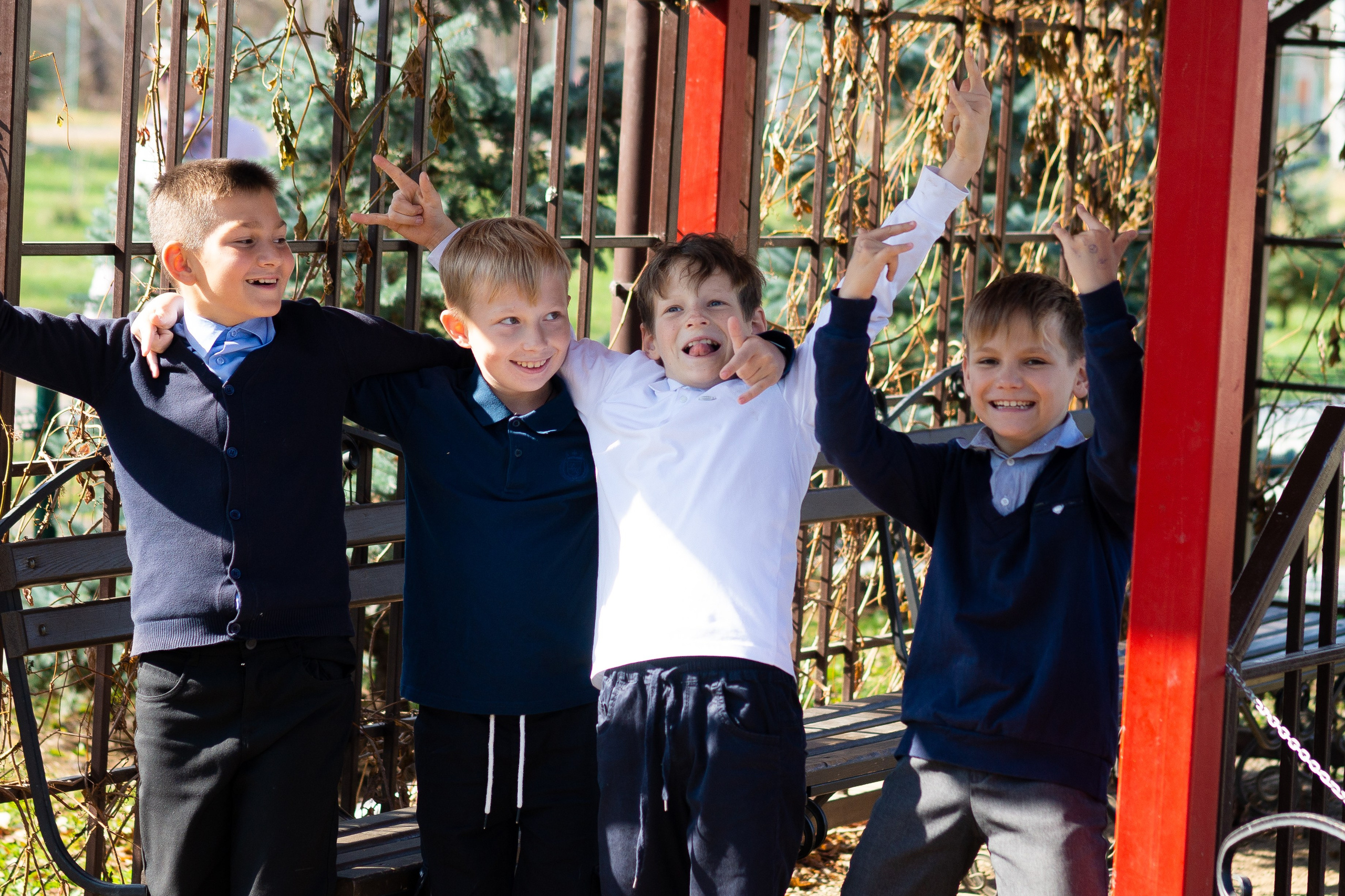 «Японский Парк» п. Кавалерово. Выпуск Начальная школа. Выпускные Альбомы и Фотосессии п. Кавалерово