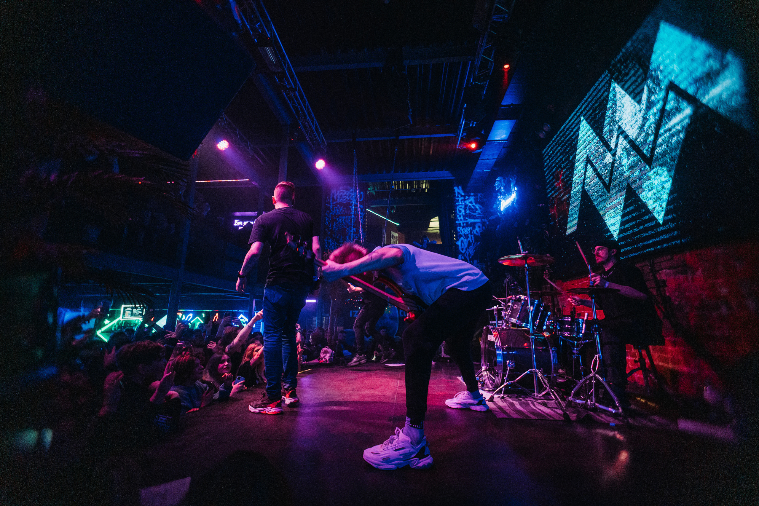 ABYSS.WATCHING ME. Игорь Богатов — фотограф