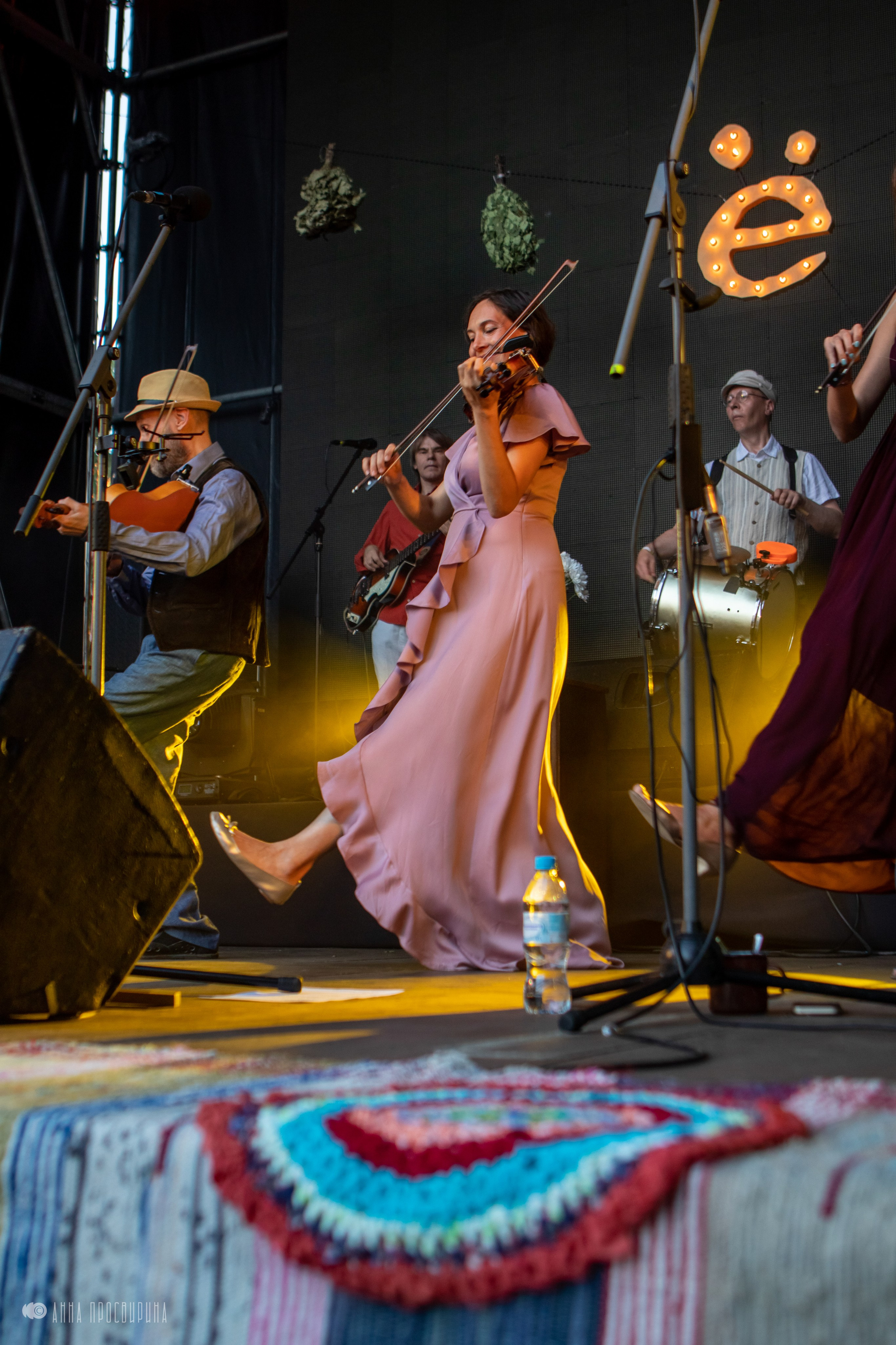 Концерт группы «Отава Ё», 2022, Сад Меншикова. Ваш фотограф в Санкт-Петербурге Анна Просвирина