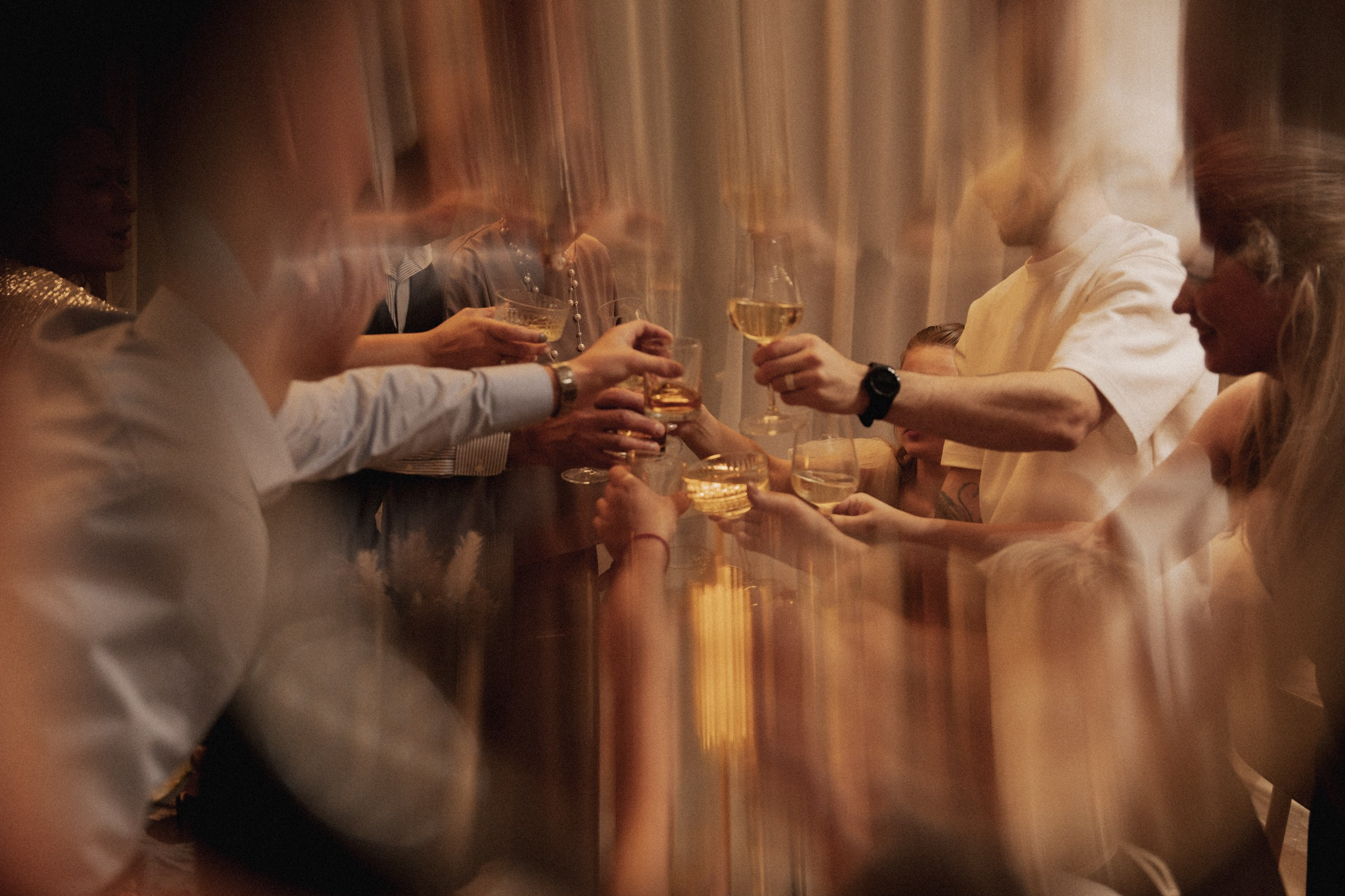 Д ♡ Е — Пушистая верность и клубника на торте. Свадебный и портретный фотограф в Москве, Светлана Янковая