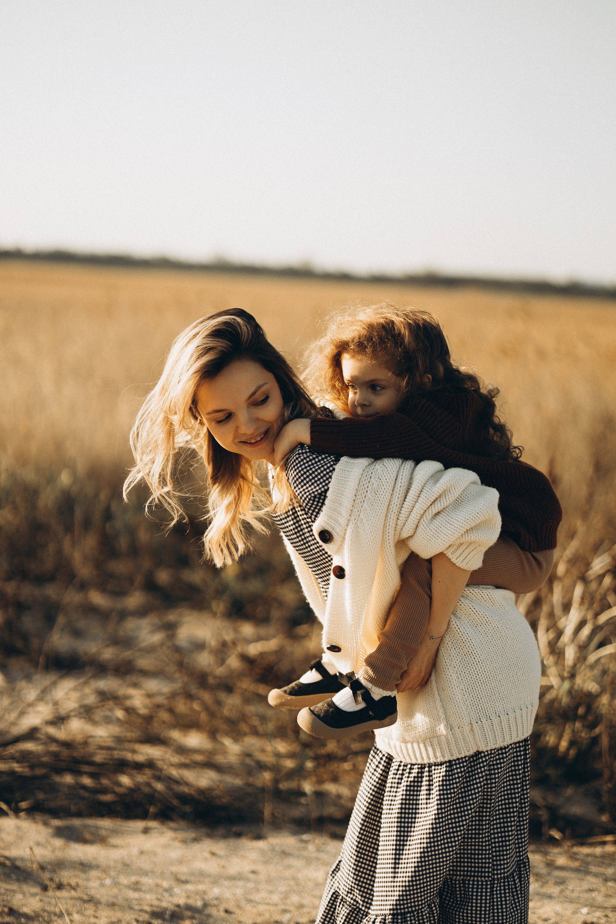 Мама и дочка, такая нежная весна. Семейный и детский фотограф, таганрог, ростов-на-дону