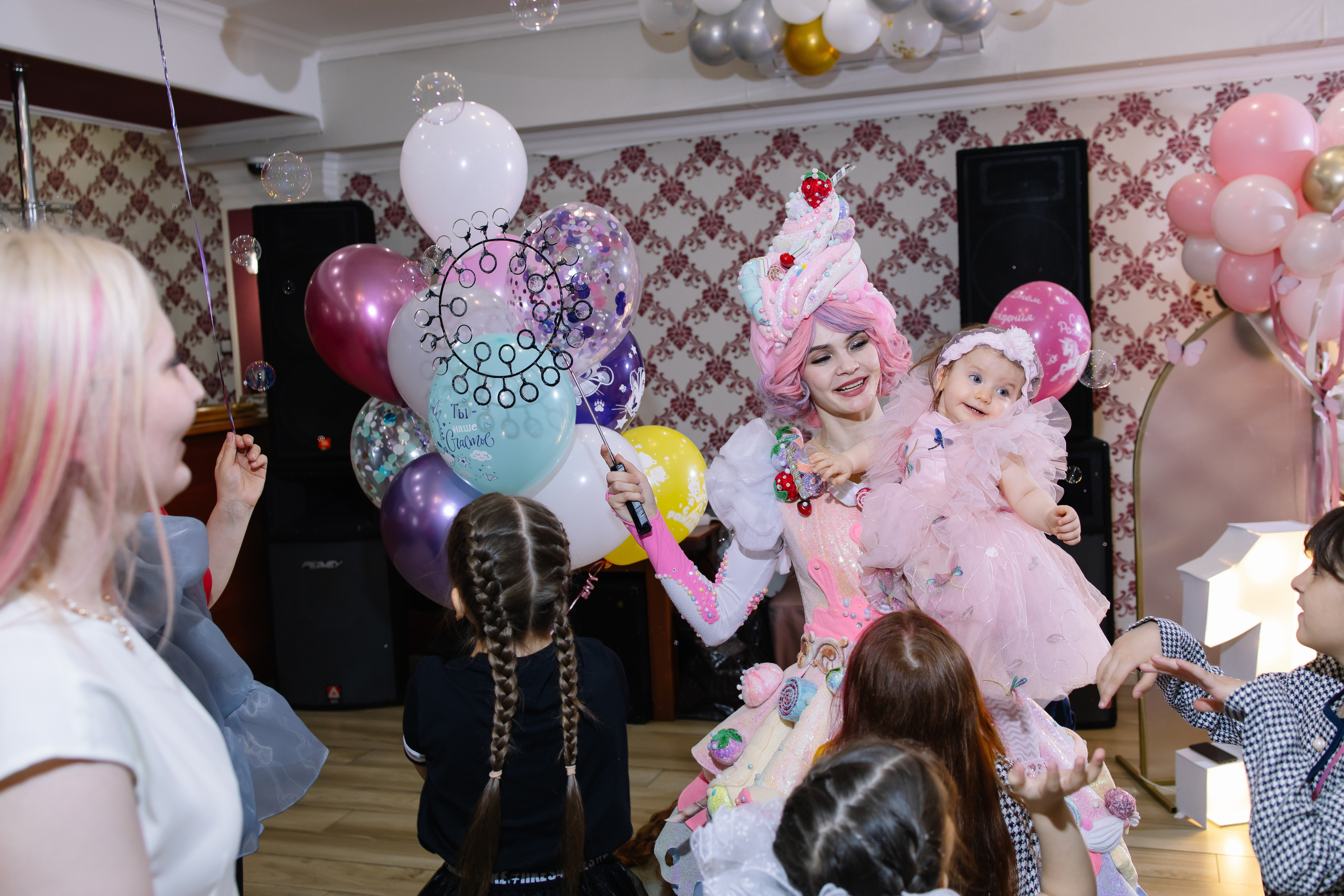 День рождения 1 годик Марьям. Свадебный фотограф в Новосибирске Лидия Александровна