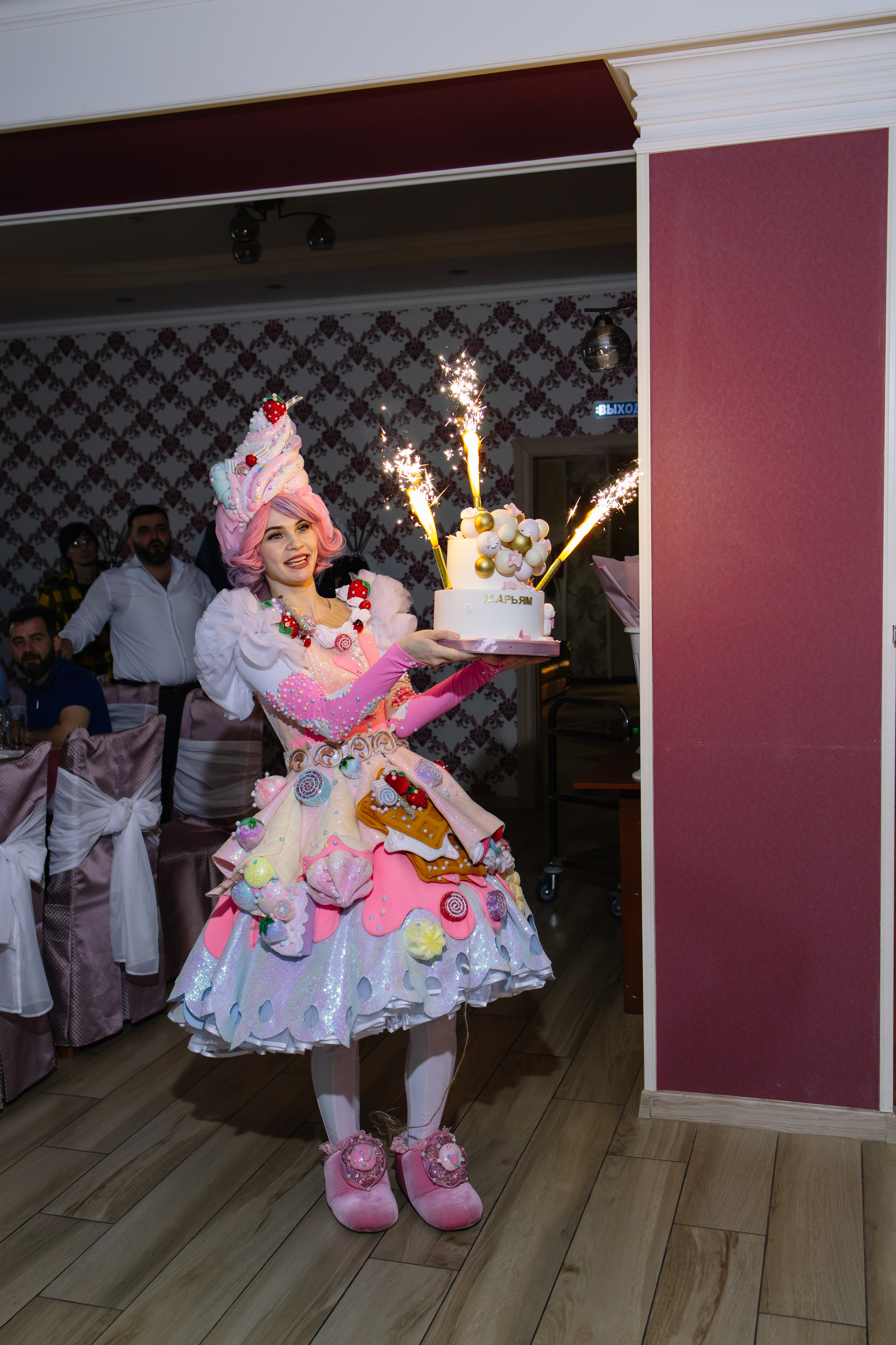 День рождения 1 годик Марьям. Свадебный фотограф в Новосибирске Лидия Александровна