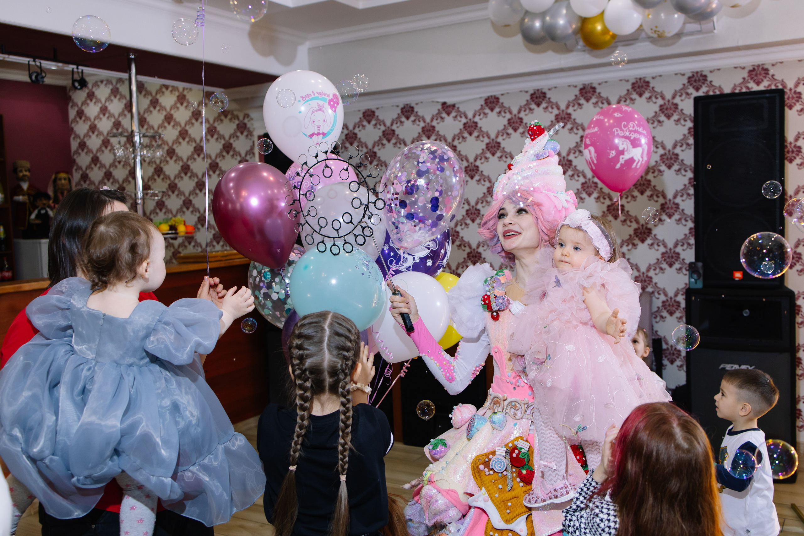 День рождения 1 годик Марьям. Свадебный фотограф в Новосибирске Лидия Александровна