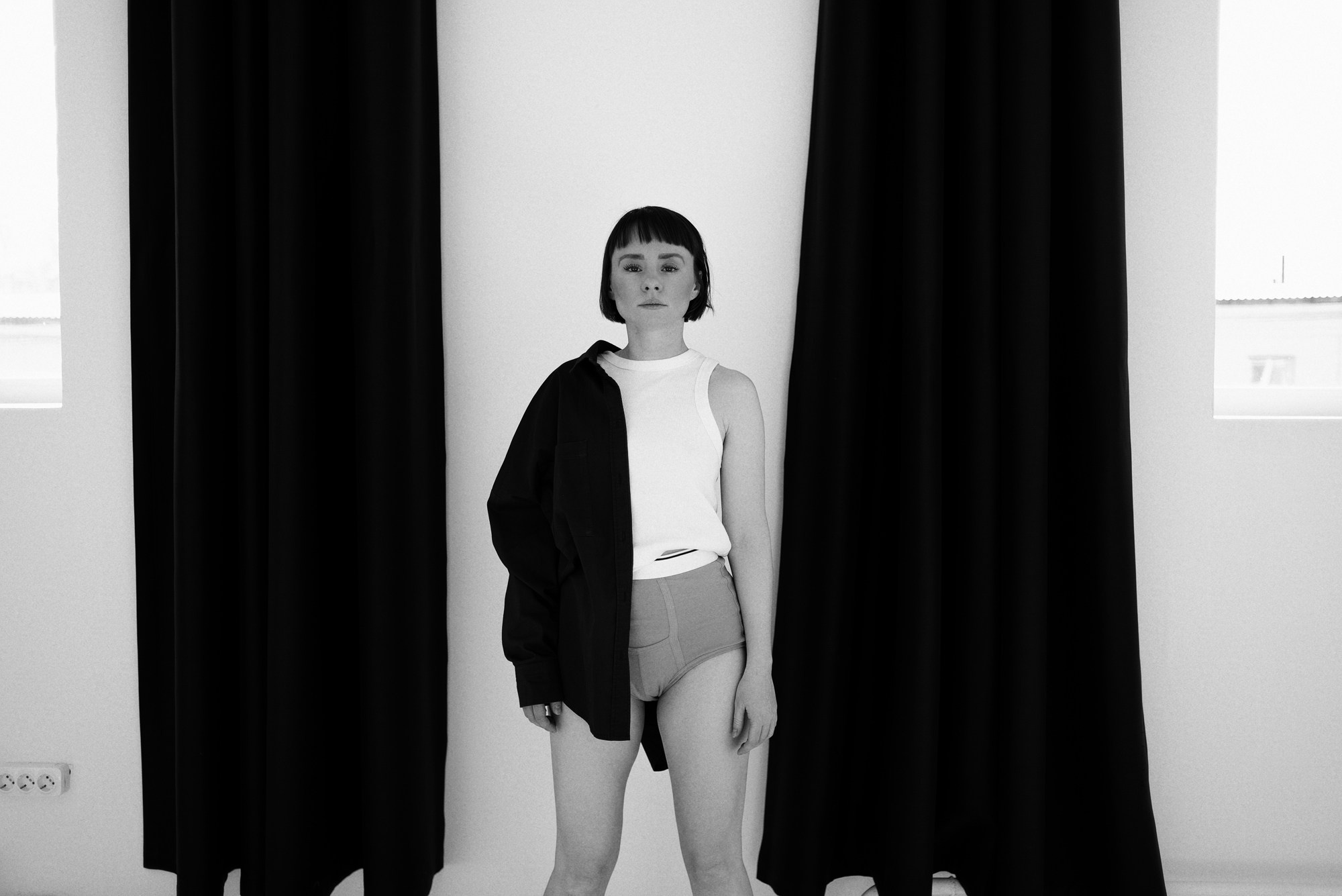 Индивидуальная фотосессия в Тюмени: эстетика и свет. Портретный фотограф Тюмень Дарья Мустафина