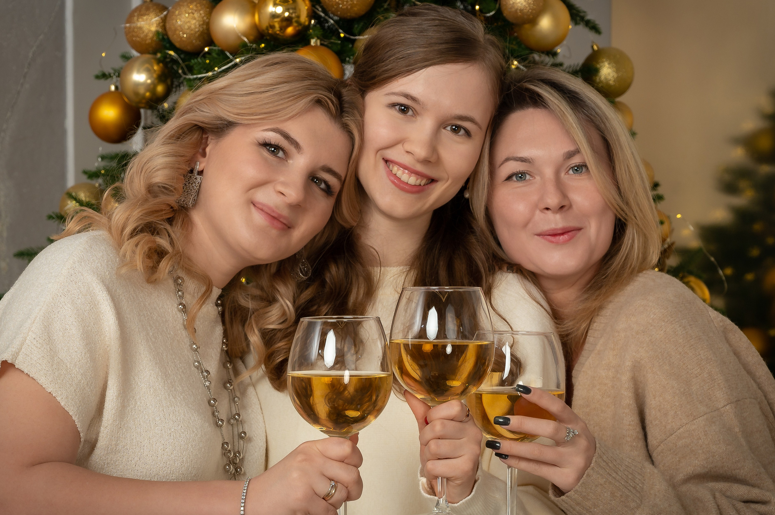 новогодняя фотосессия, праздник, семейная съемка, студийная семейная съемка, портрет, семейное фото