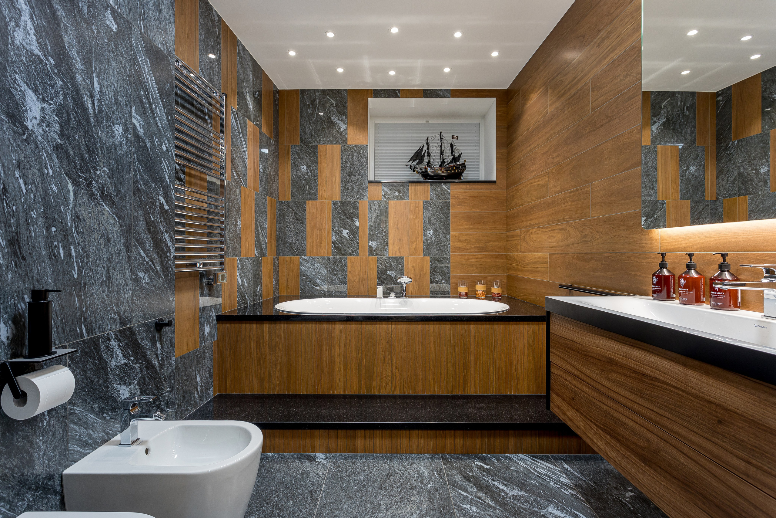 Photography with designers. Interior photographer Vitalii in Portland and Vancouver