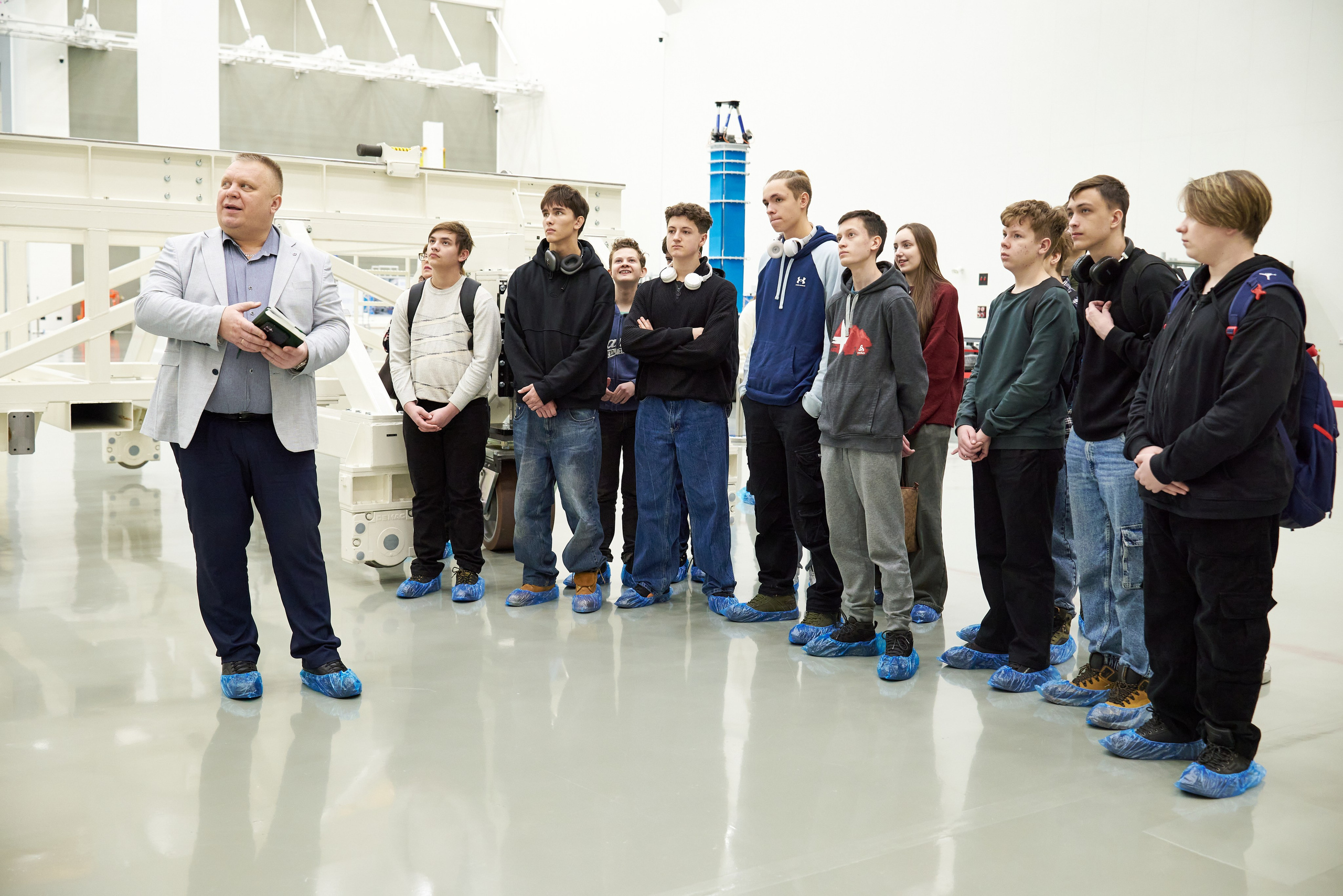 Экскурсия в «Газпром Космические системы». Фотограф Щёлково