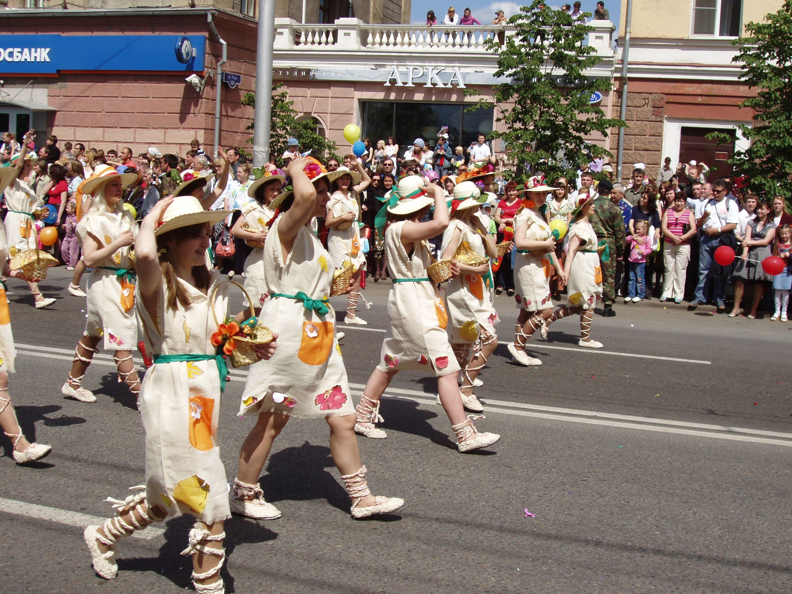 День города Карнавал 10.06.2007. Семейный, Свадебный фотограф СПБ Питер— Романова Екатерина