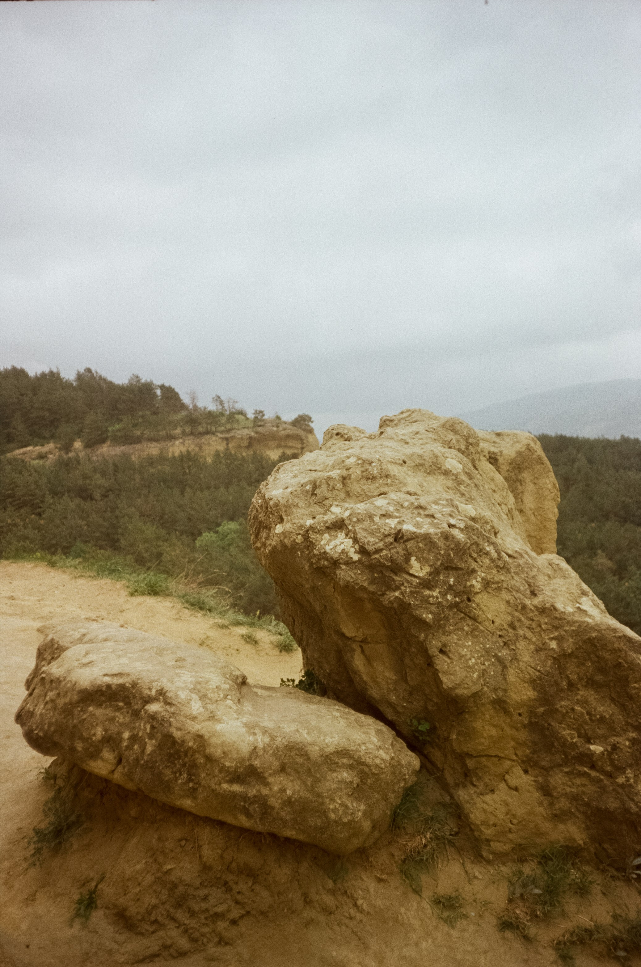 Дорога к Джилы-Су и туманные пейзажи в горах. Гора-кольцо. Фотограф-документалист Мария Осокина