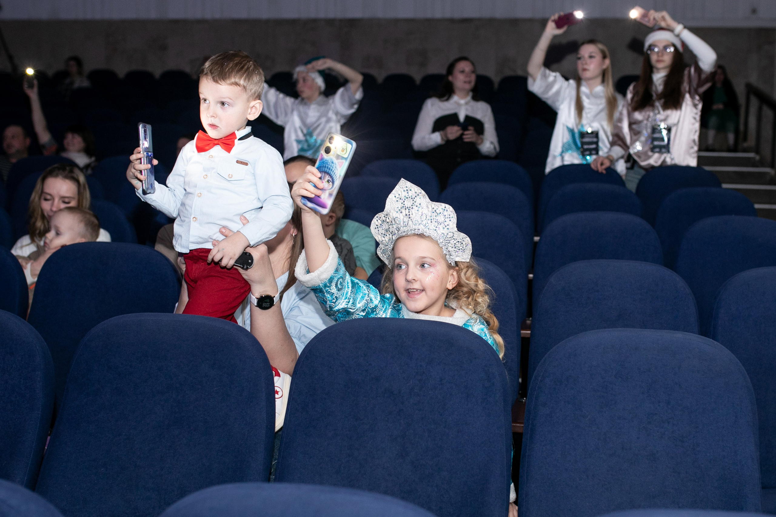 Танцы на районе.Новогодний отчет. Фотограф в Новосибирске Ася Зверева