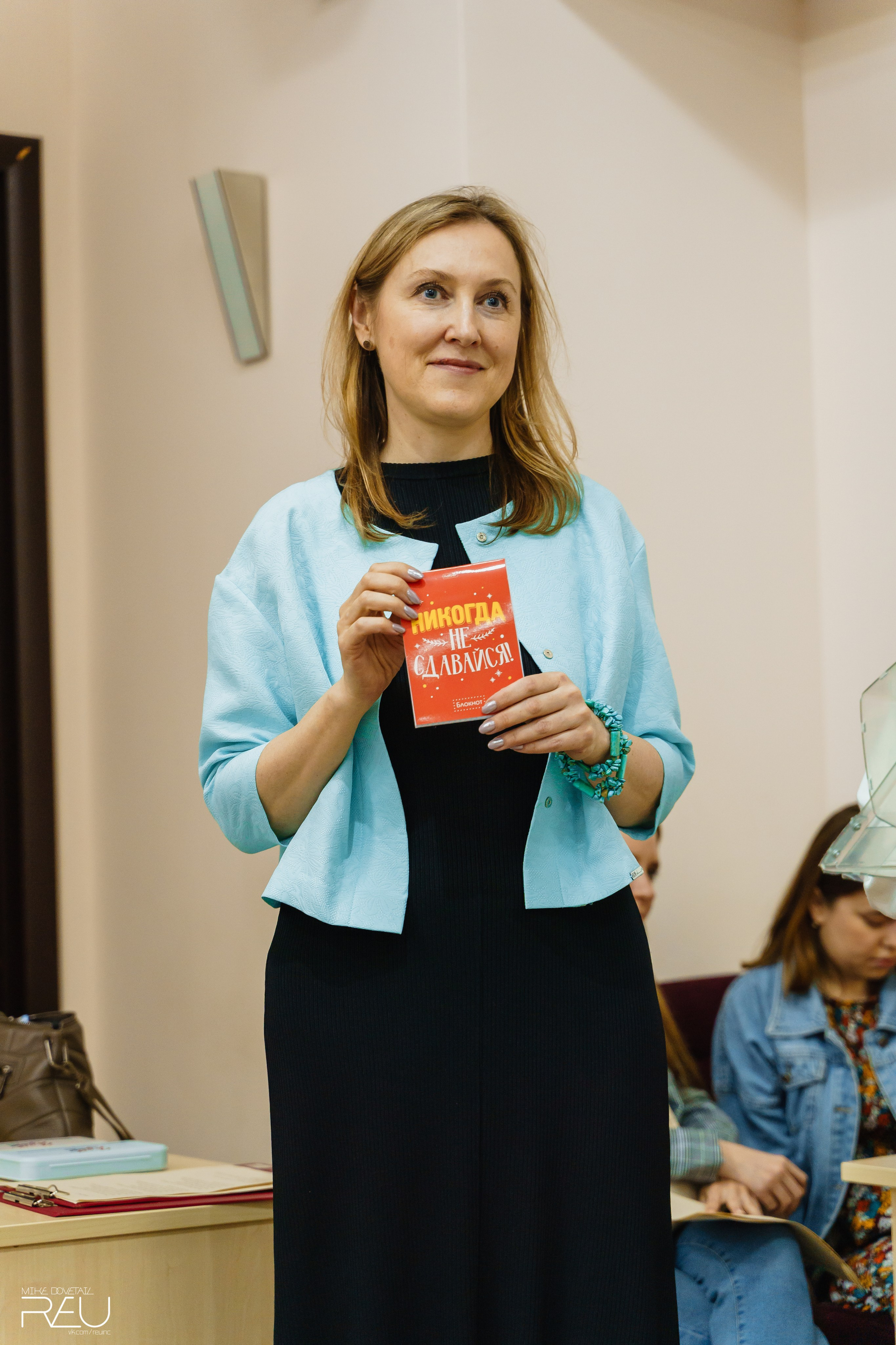 ВЫПУСКНОЙ ШКОЛЫ «Язык Для Успеха» 2023. Mike Dovetail | Портретный и репортажный фотограф