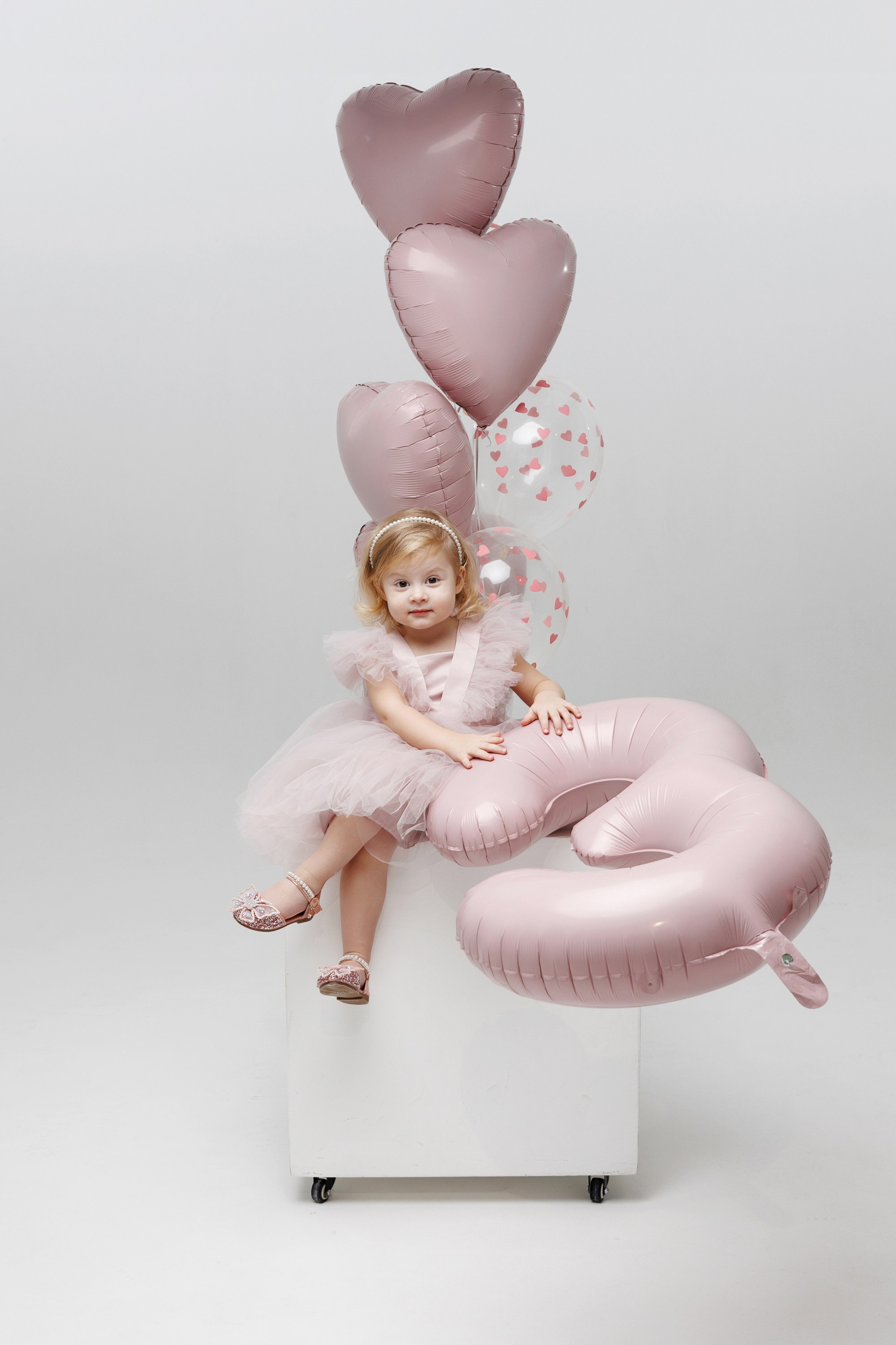 Съемка Дня Рождения Алисы в фотостудии CROSS-STUDIO зал IDEAL. Свадебный и семейный фотограф в Москве и МО Елена Агапова