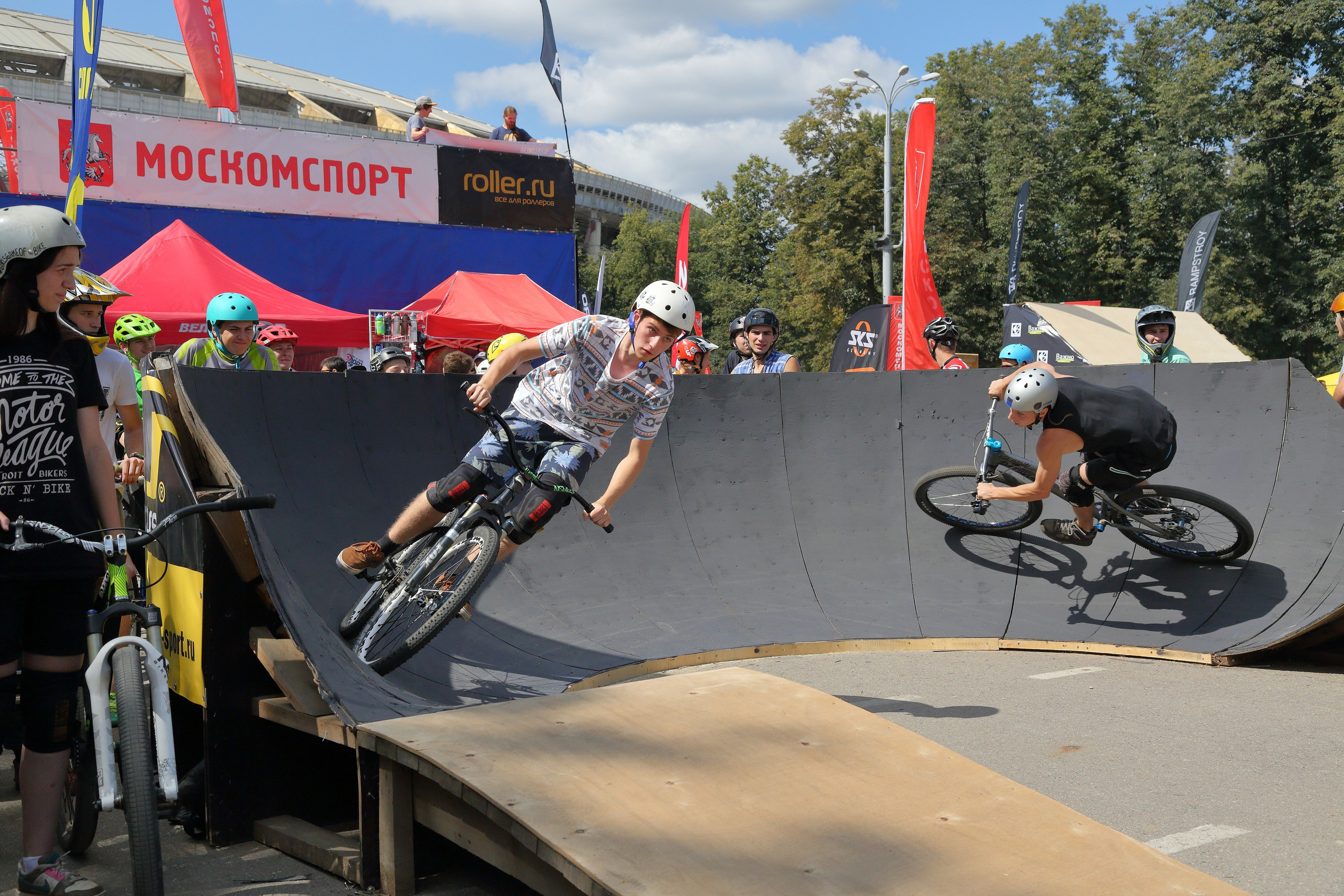 Фотосъёмка соревнований по BMX (велосипедному мотокроссу)