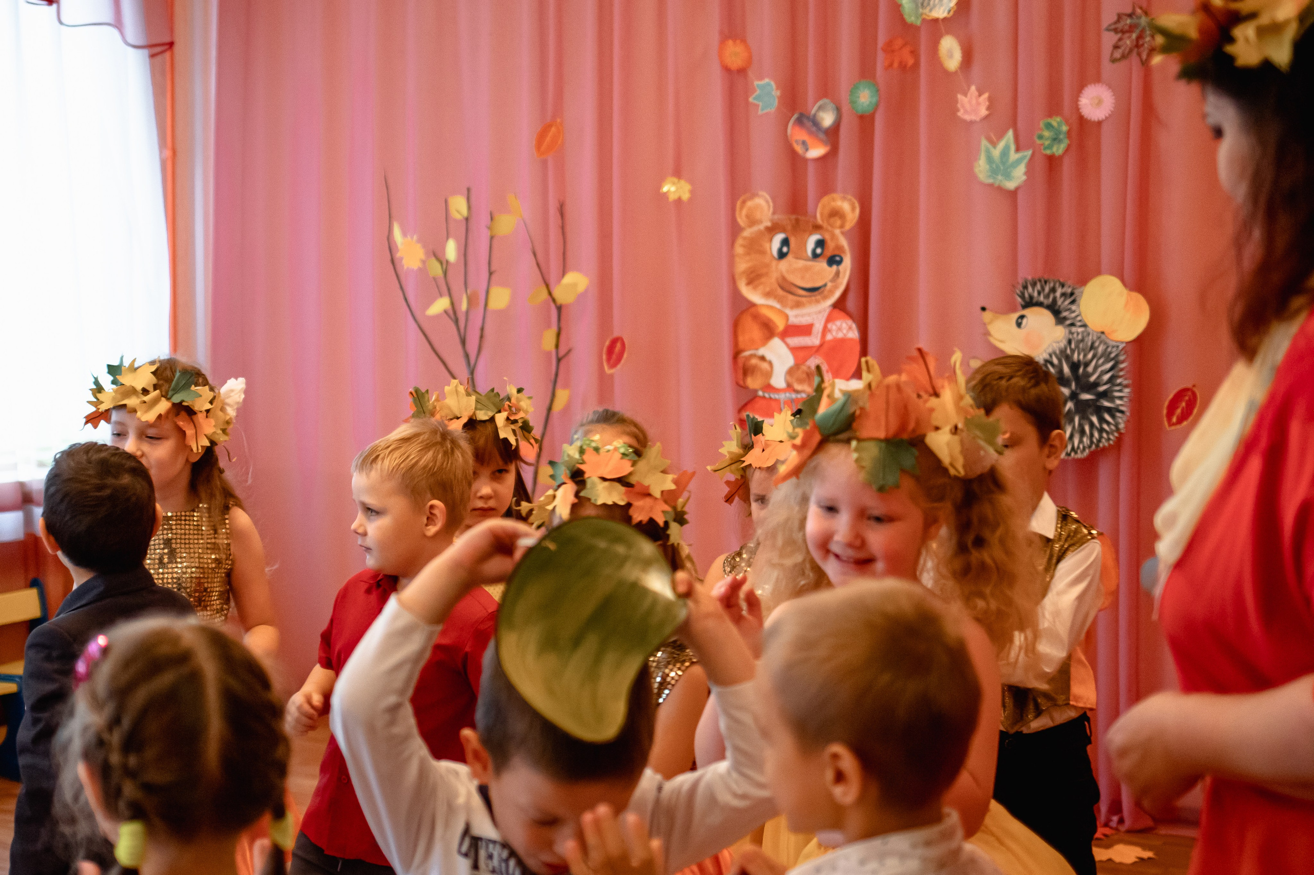 Осенний праздник в детском саду. Маргарита. Семейный фотограф в Минске Приболовец Светлана