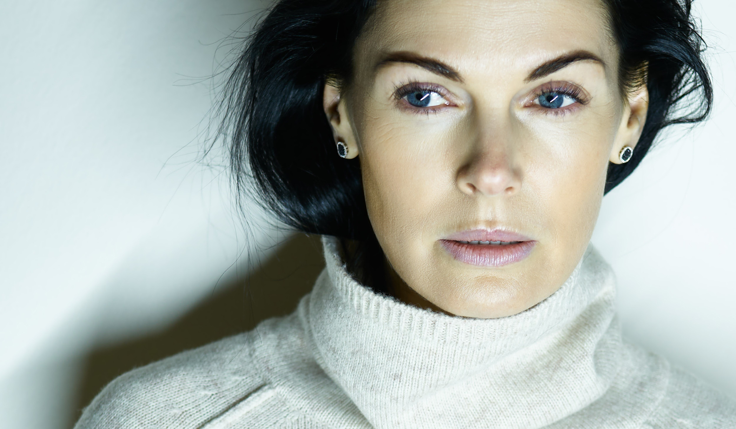 Лариса Чернобаева. Фотограф Видеограф в Новосибирске. Топовый профессиональный контент