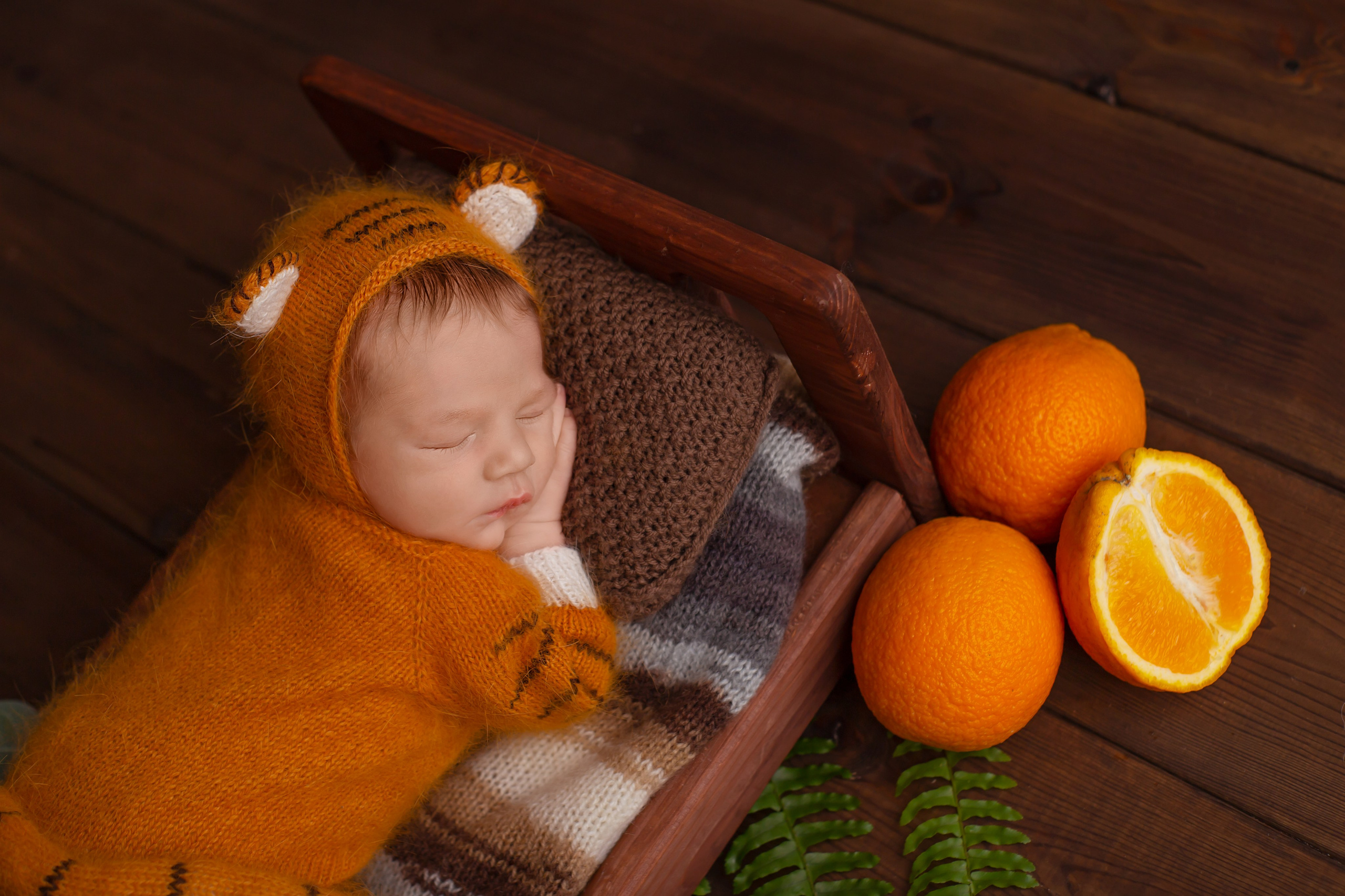 Новорождённые. Оля Март. Фотограф новорождённых город Лида. Фотограф на годик в Лиде