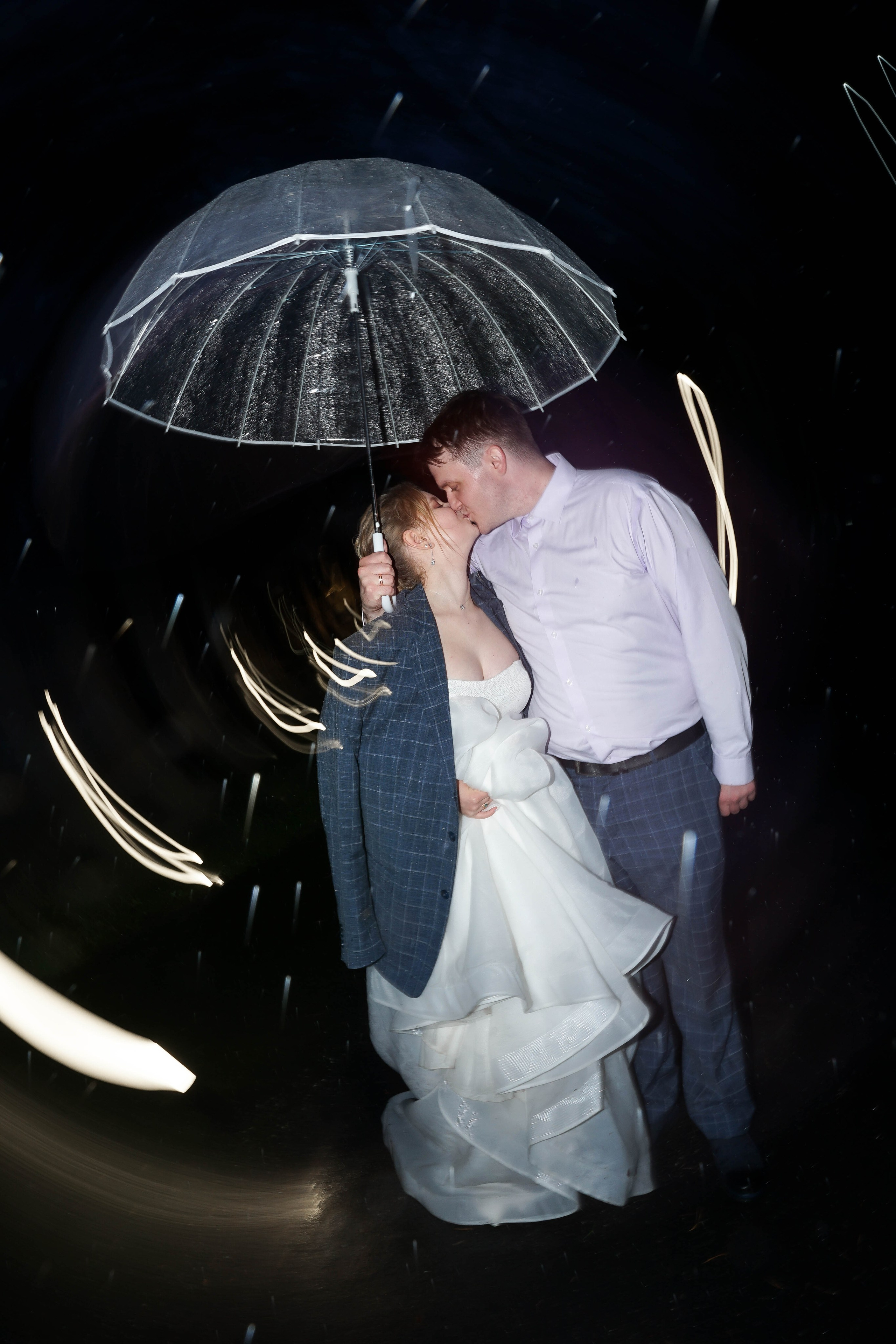 Свадьба в дождь