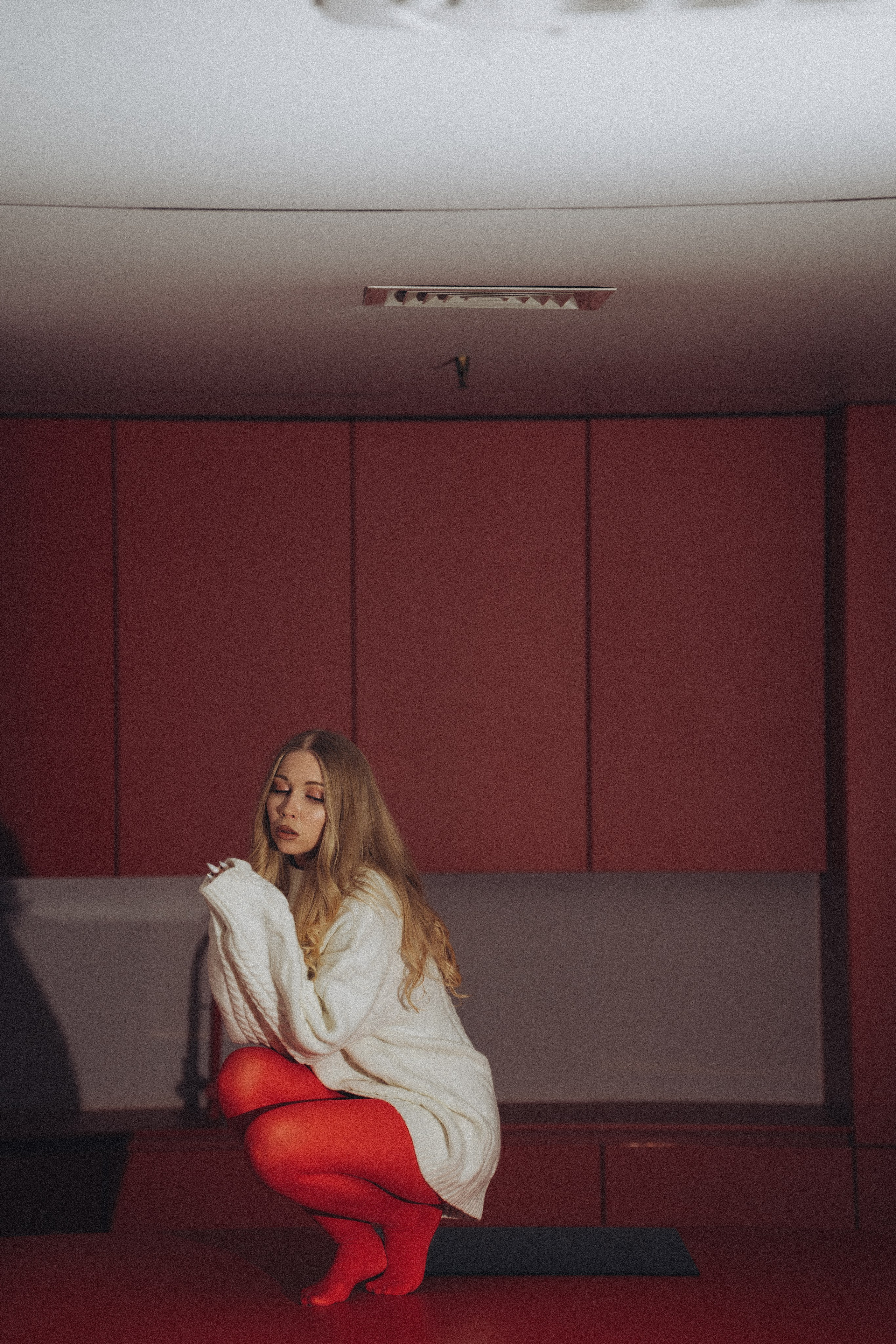 ФОТОСЕССИЯ К НОВОМУ ГОДУ В СТУДИИ С ЕЛОЧКОЙ КРАСИВЫЙ ОБРАЗ. Профессиональный фотограф, Санкт-Петербург — Виктория Богомолова