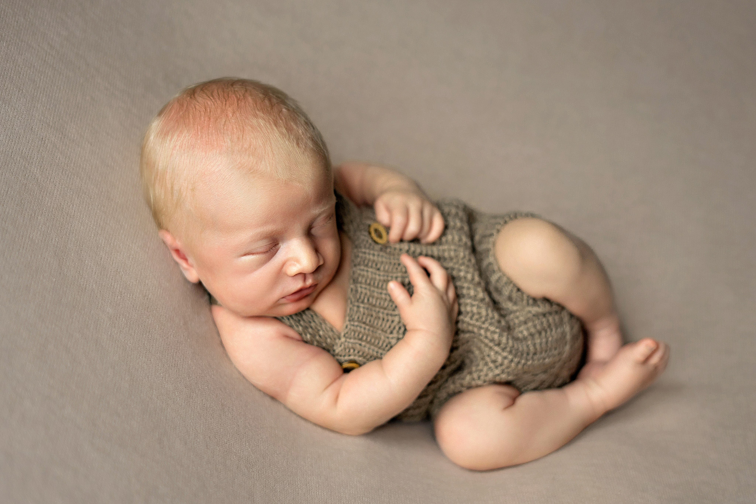 фотосессия в краснодаре фотограф новорожденных ньюборн лайфстайл роды беременность студия фото малыш