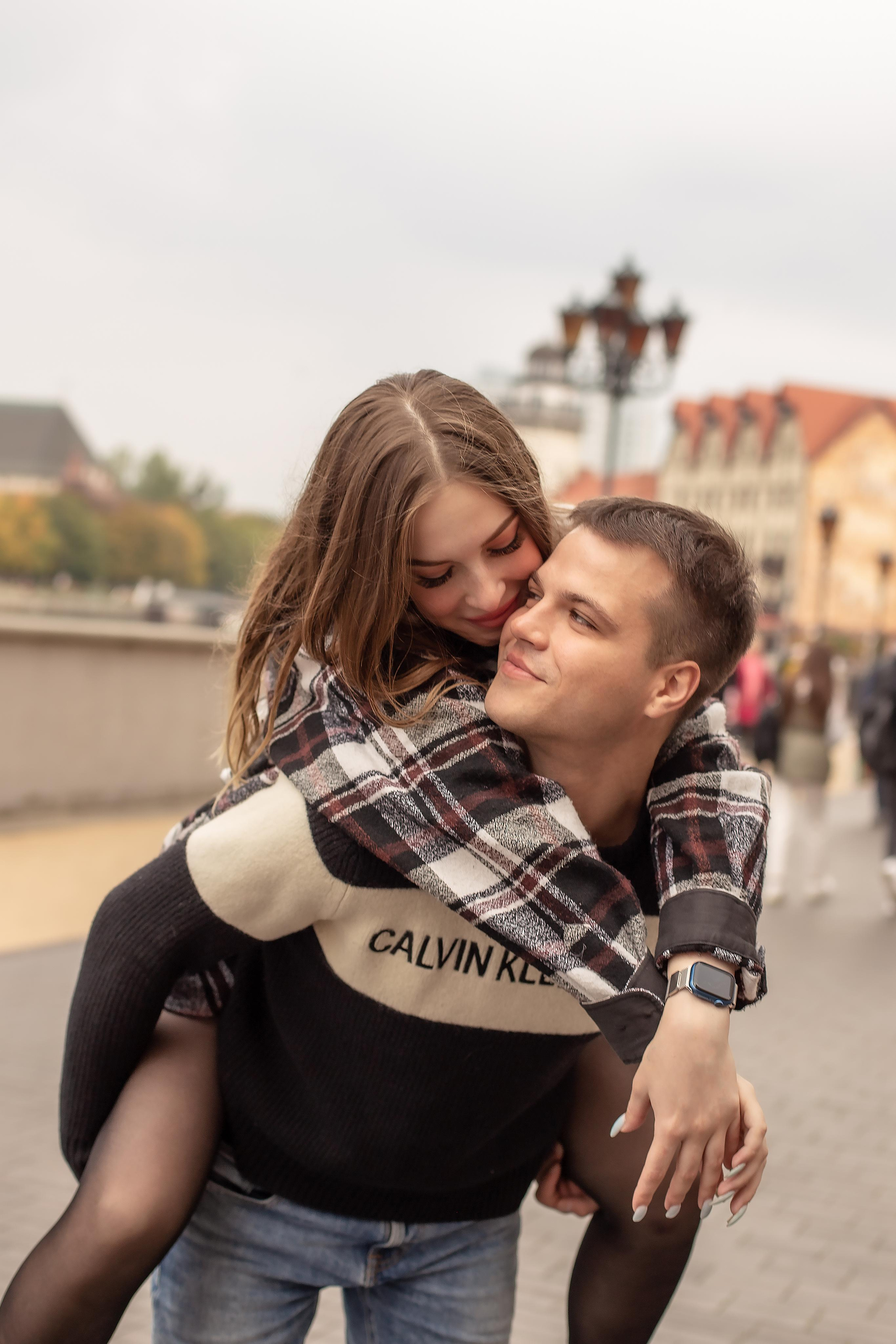 Слава и Полина. В городе. Фотограф в Калининграде Решетникова Алина