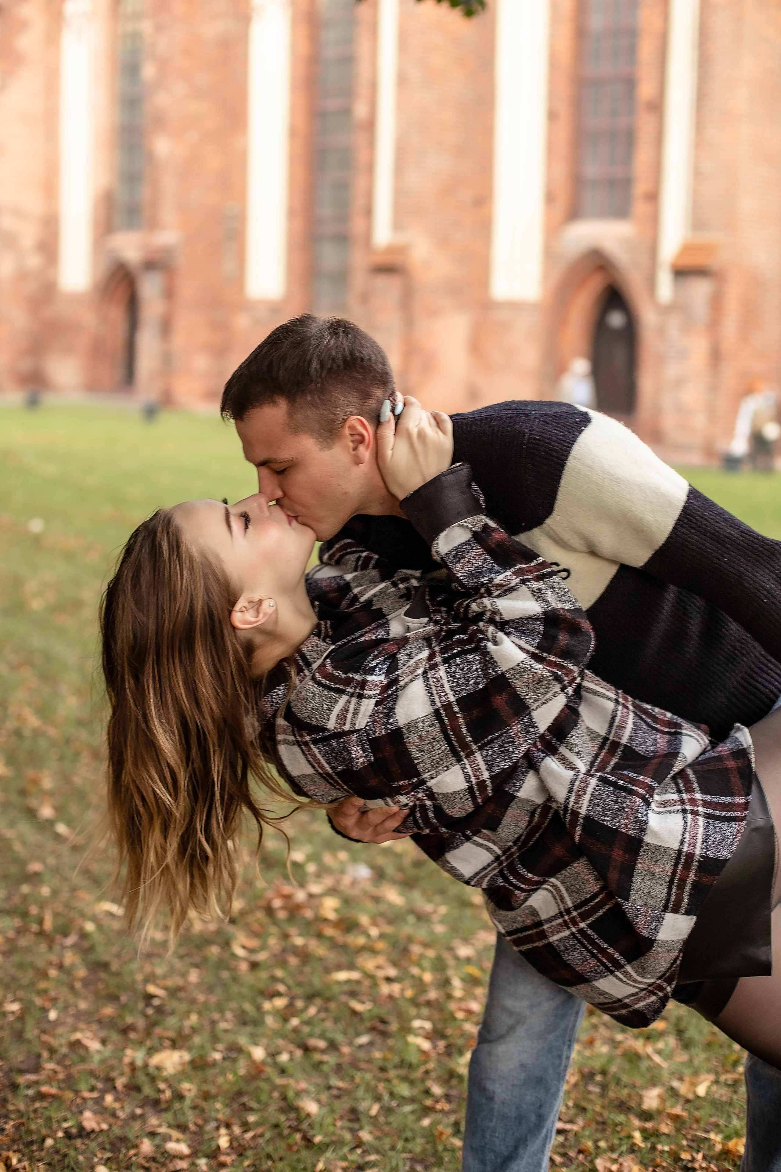 Слава и Полина. В городе. Фотограф в Калининграде Решетникова Алина