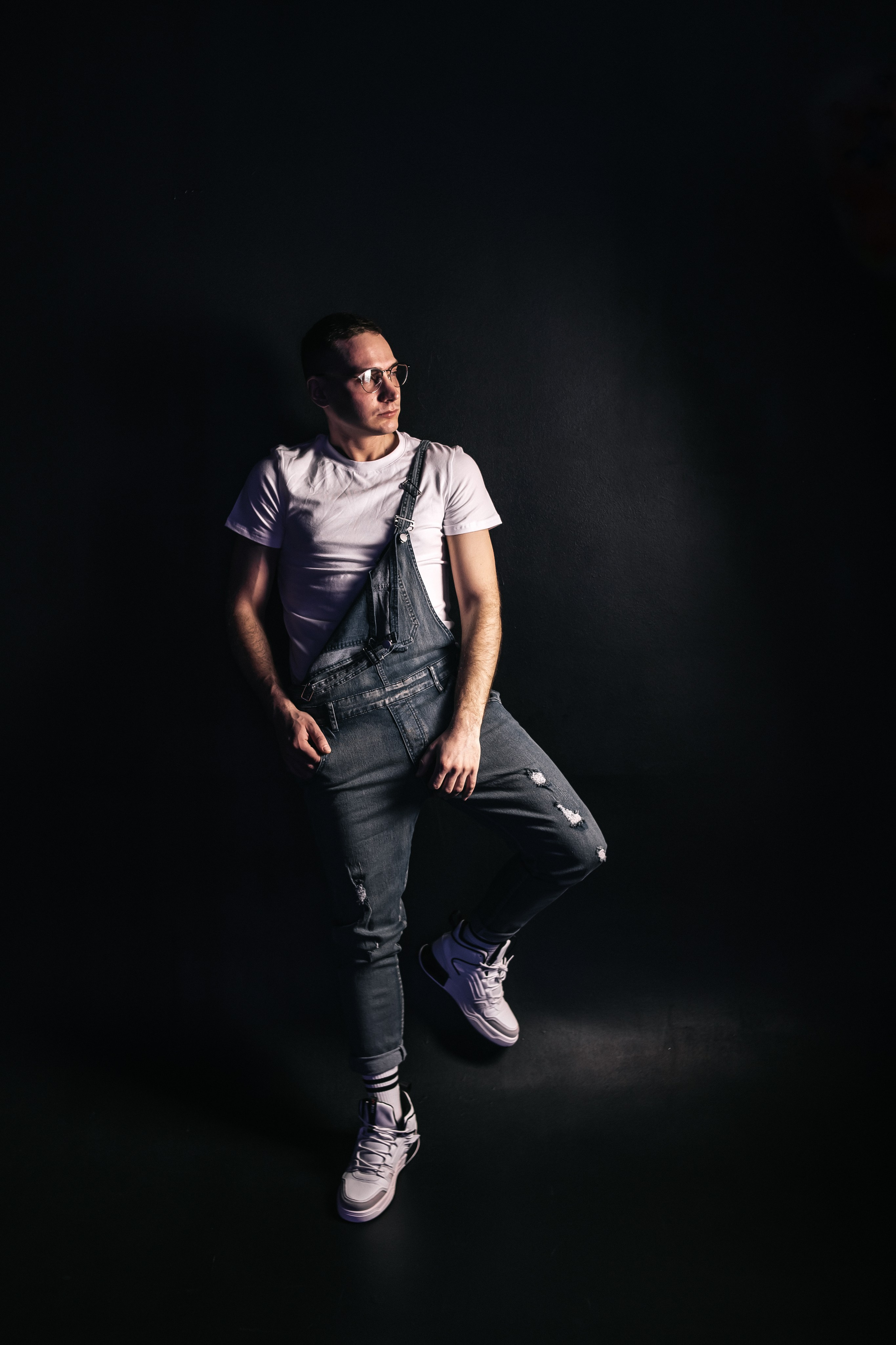 Евгений. Неон. Фотограф Регина Крикунова г. Красноярск