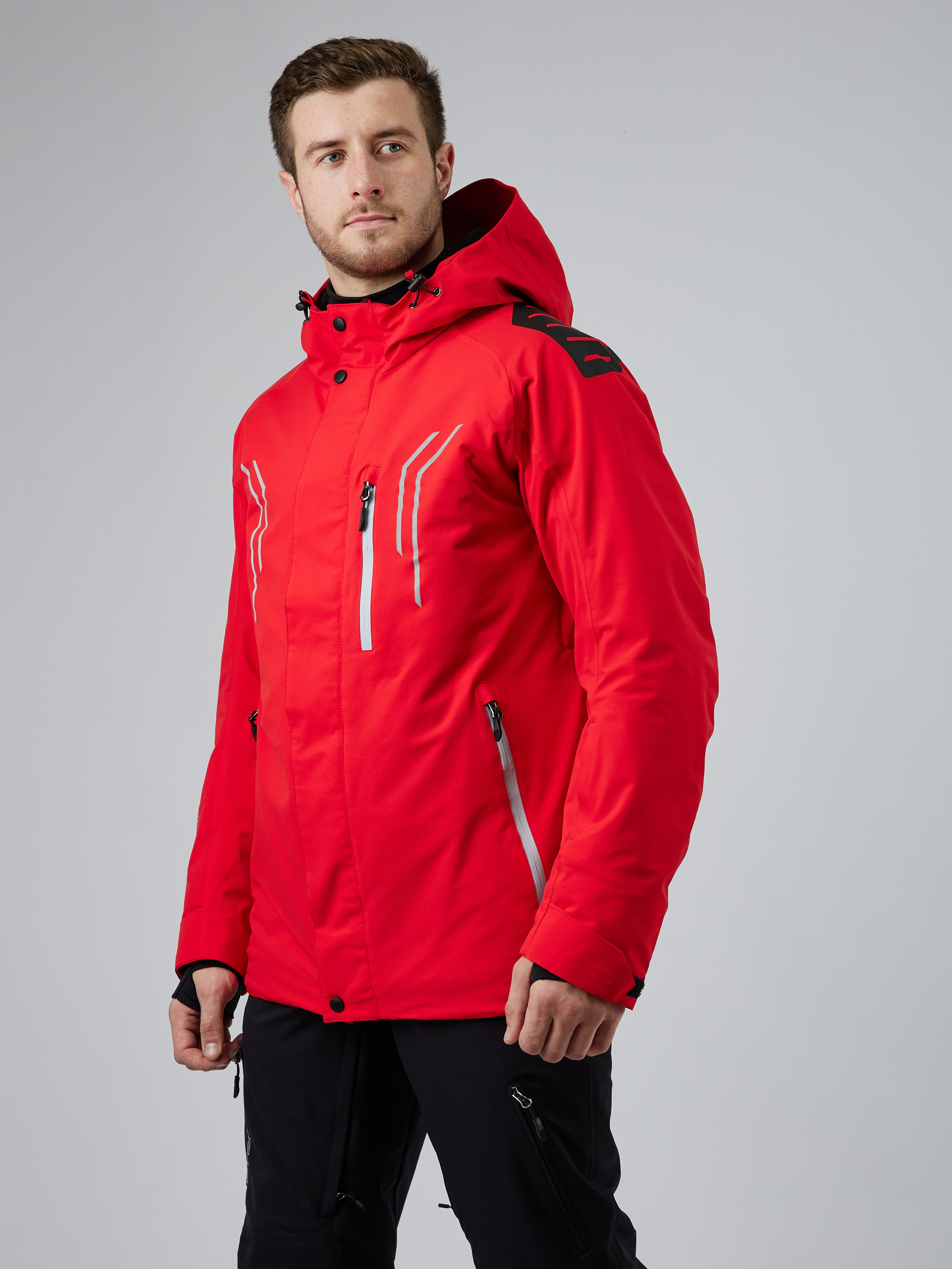 Дмитрий, 187 см, 50-52. KED Production — продакшн из СПб. Создаём фото, видео и контент, который помогает брендам и селлерам продавать больше