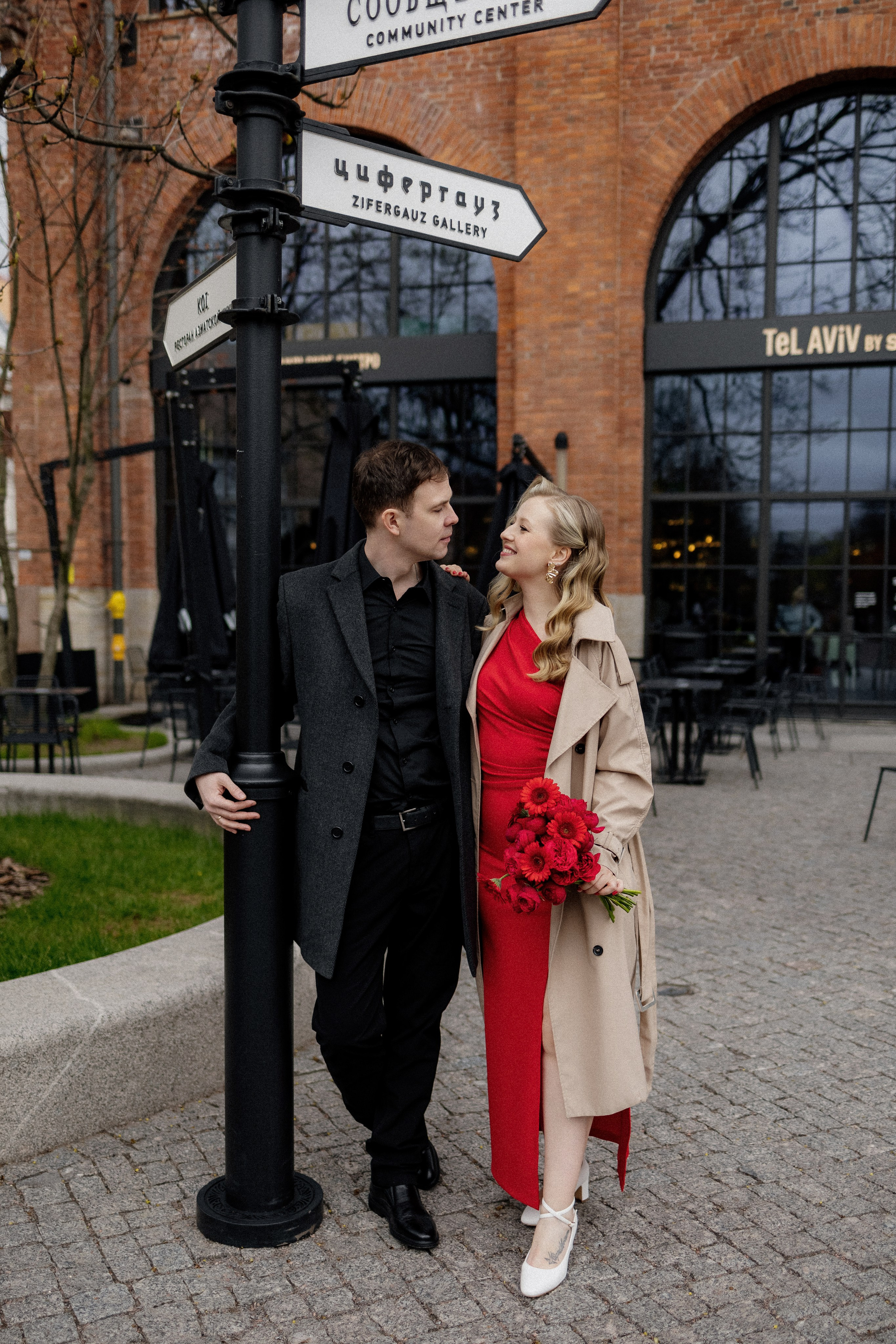 Прогулка по Новой Голландии. Свадебный фотограф в Санкт-Петербурге Ксения Кобышева