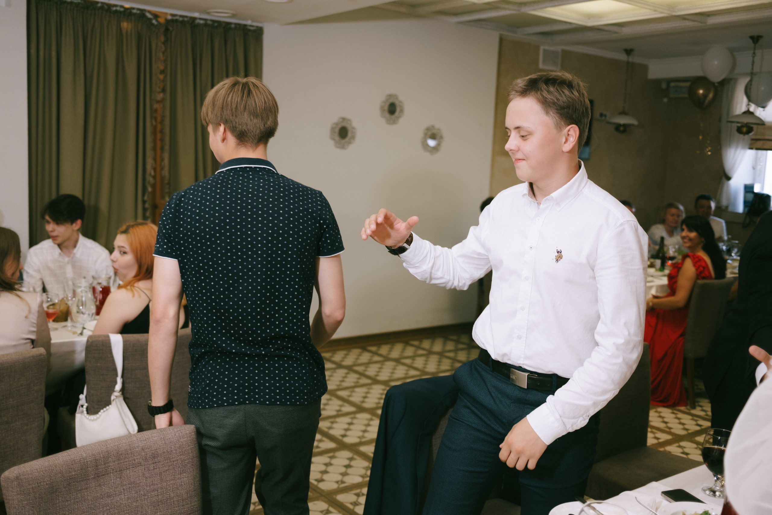 Выпускной школа 33. Свадебный и репортажной фотограф Денис Ожигин в Краснодаре и Краснодарском крае