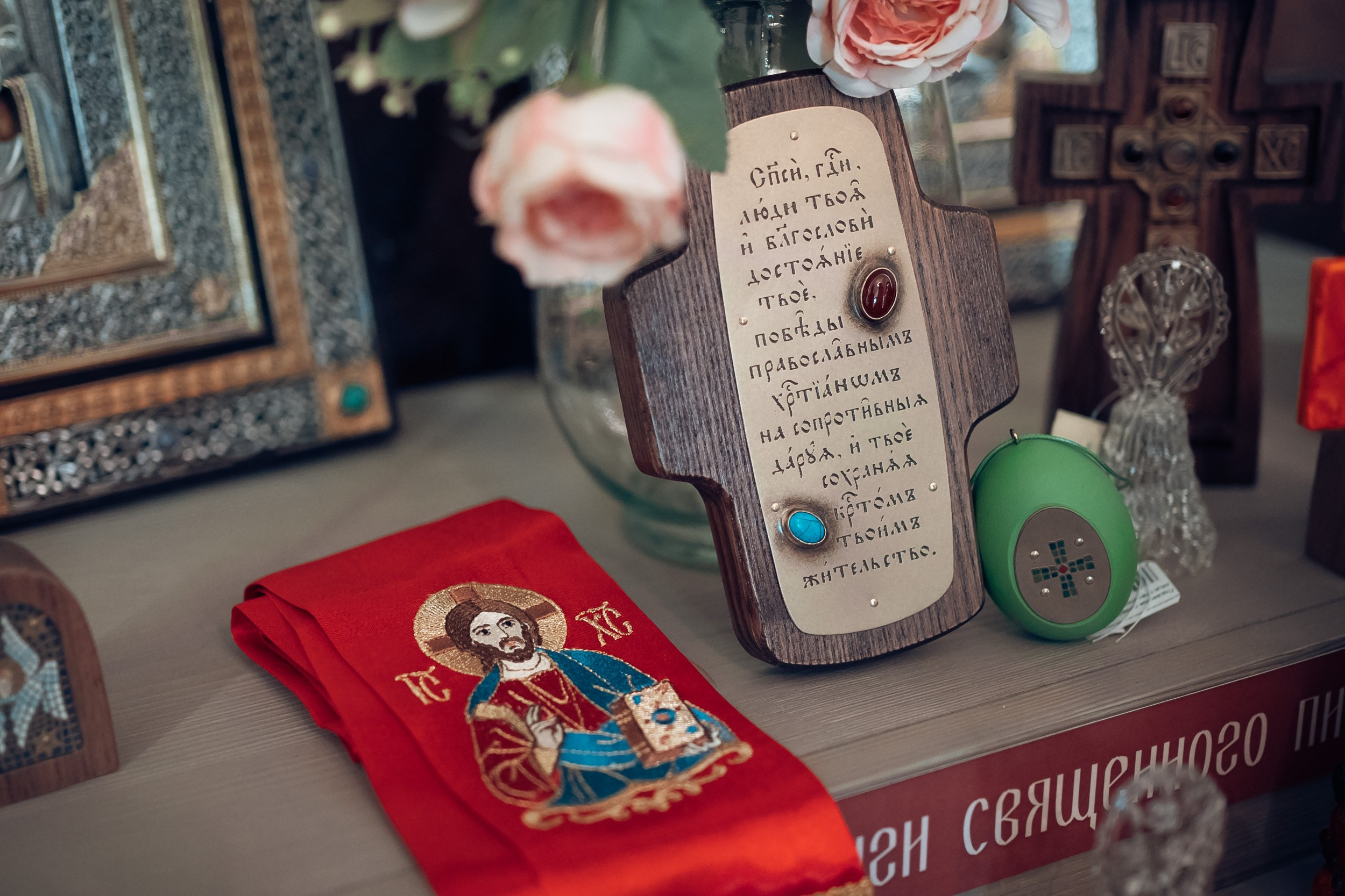 Пасхальный день христианки на Святой земле Крыма, Херсонес Севастополь. Церковный фотограф Севастополь