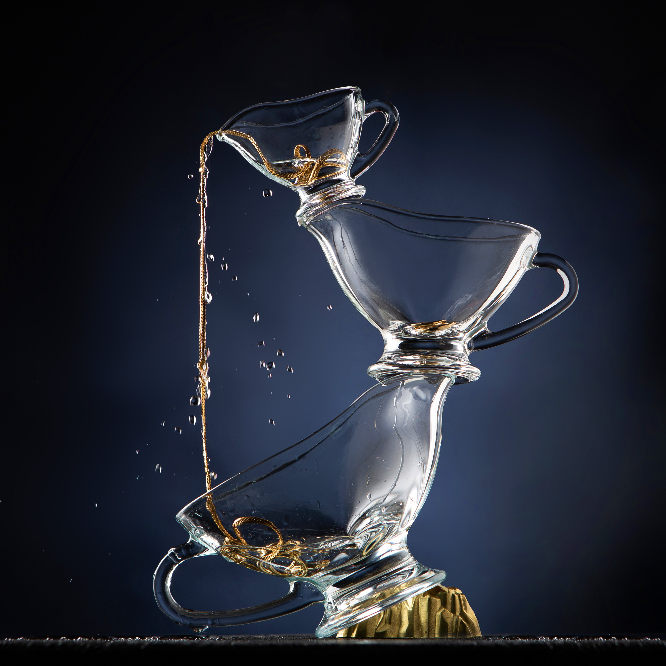 Рекламные фото. Стекло. Фотограф Мария Кольцова