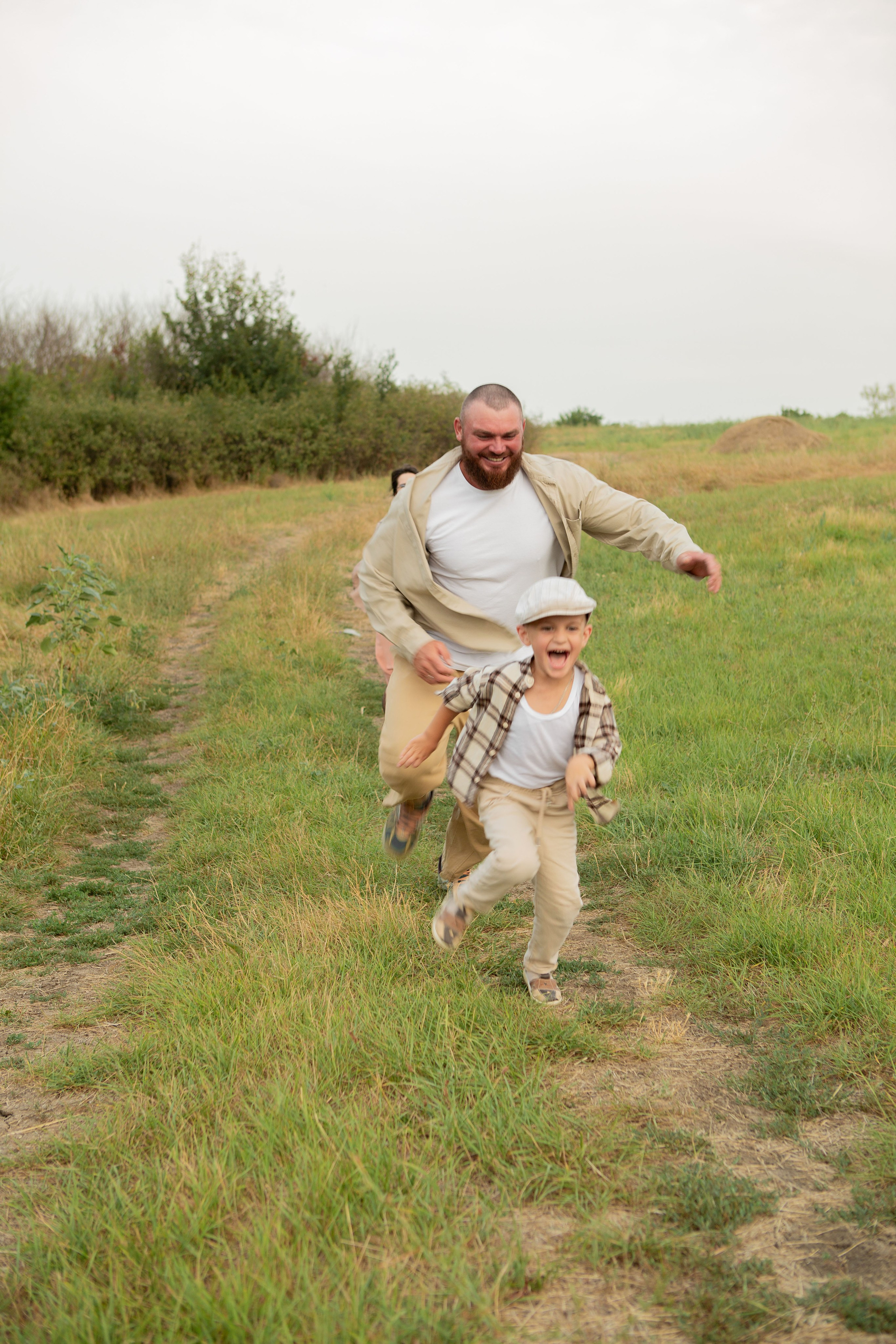 Семейная прогулка. Семейный фотограф в Новопокровской, Тихорецке и Краснодаре Чугусова Марина