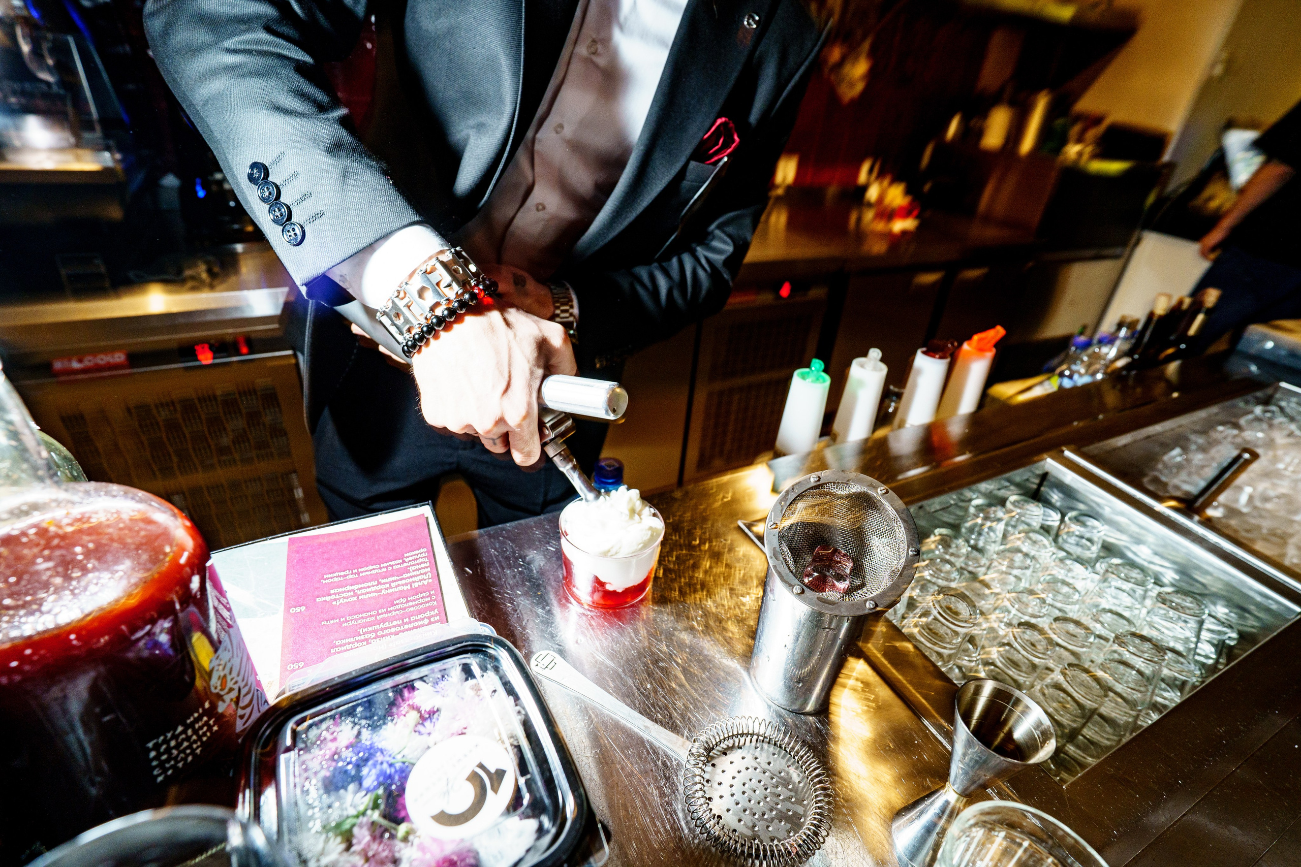 Гостевая смена Бара разбитых сердец в «Мама Тата». Концертный и репортажный фотограф в Санкт-Петербурге Слава Пахомов