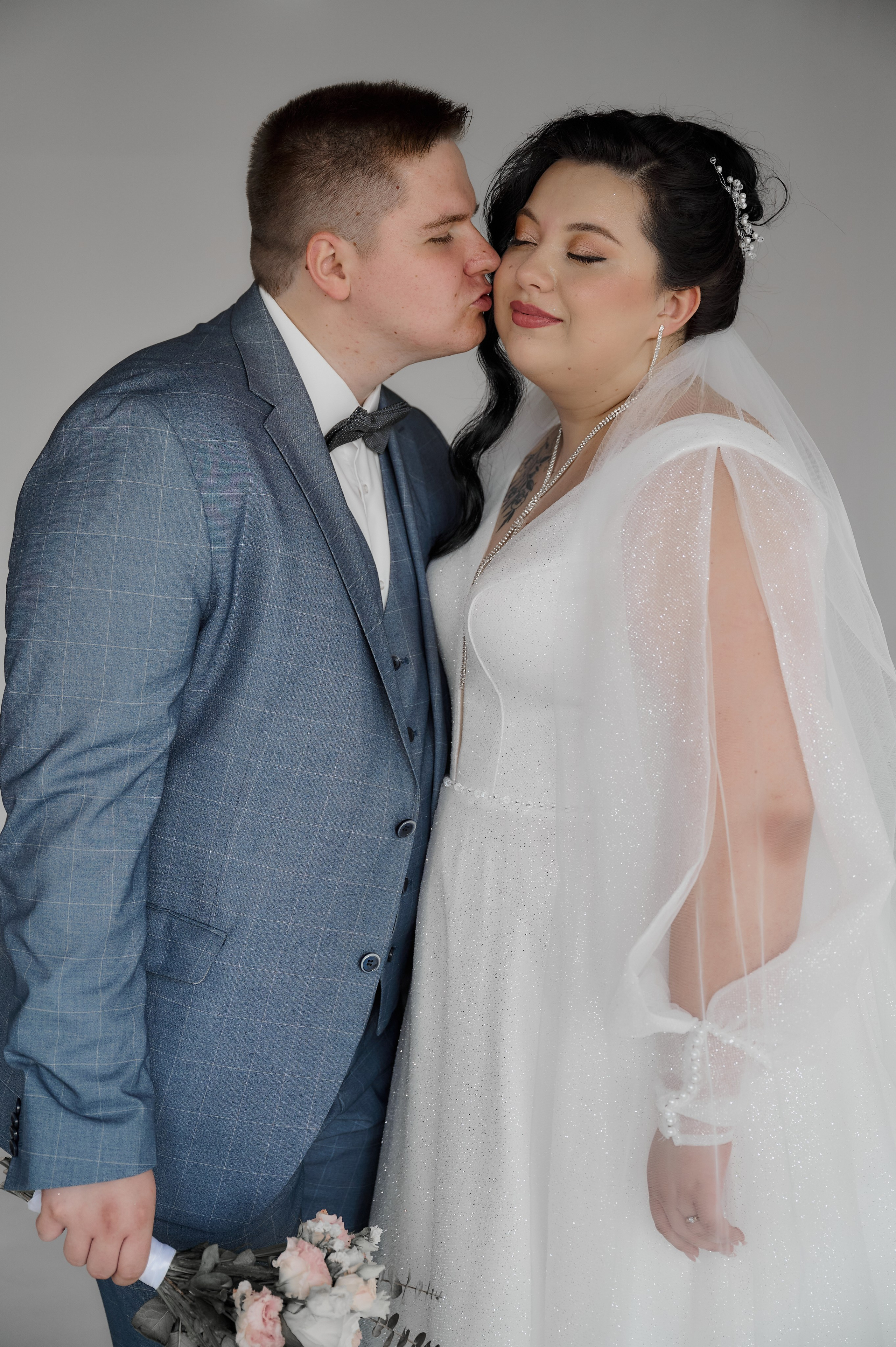 Свадебная фотосессия в студии. Свадебный фотограф в Туле Никита Беляев