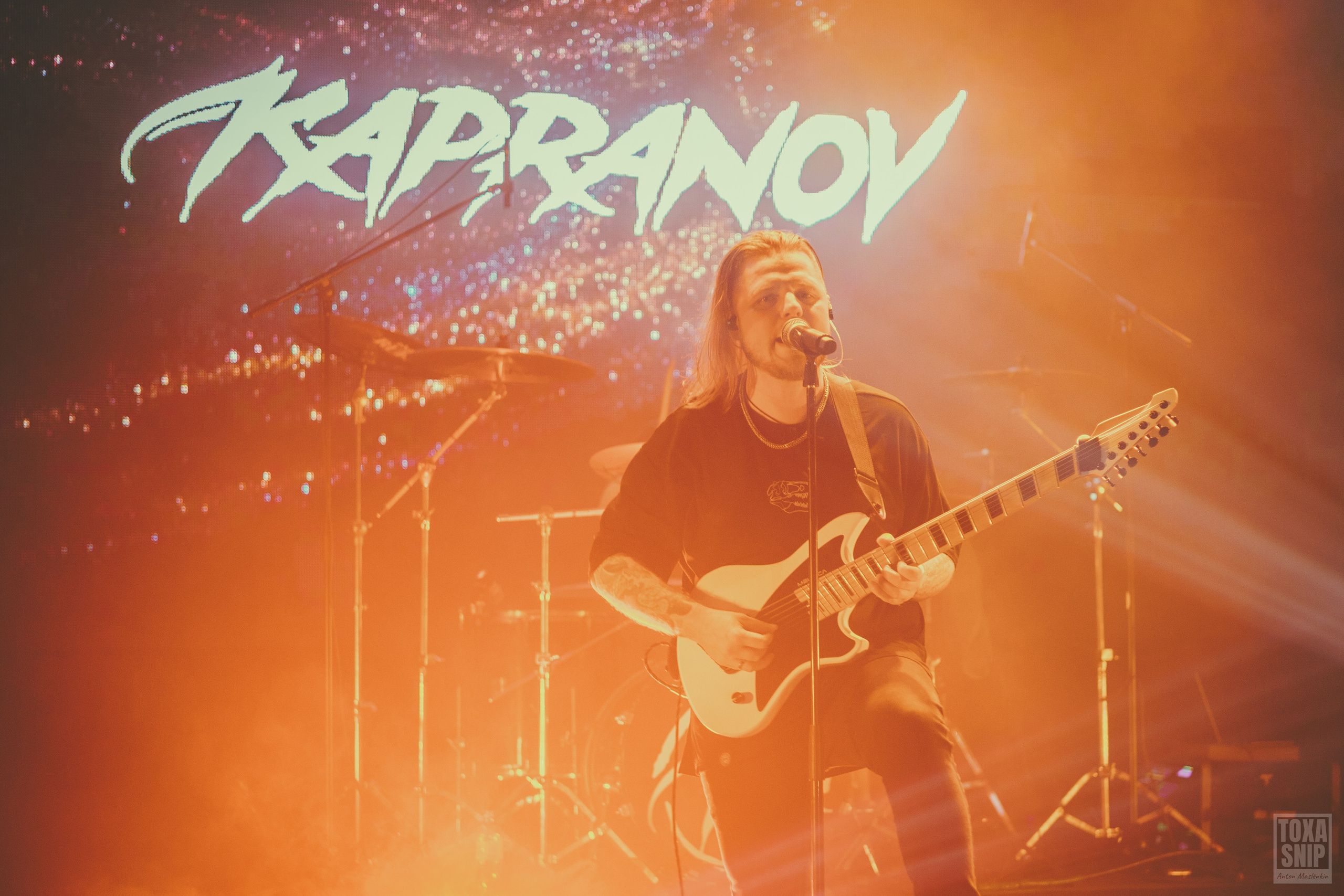 Концерт группы KAPRANOV в Москве (04.04.2025). Toxasnip Photo | Anton Maslenkin