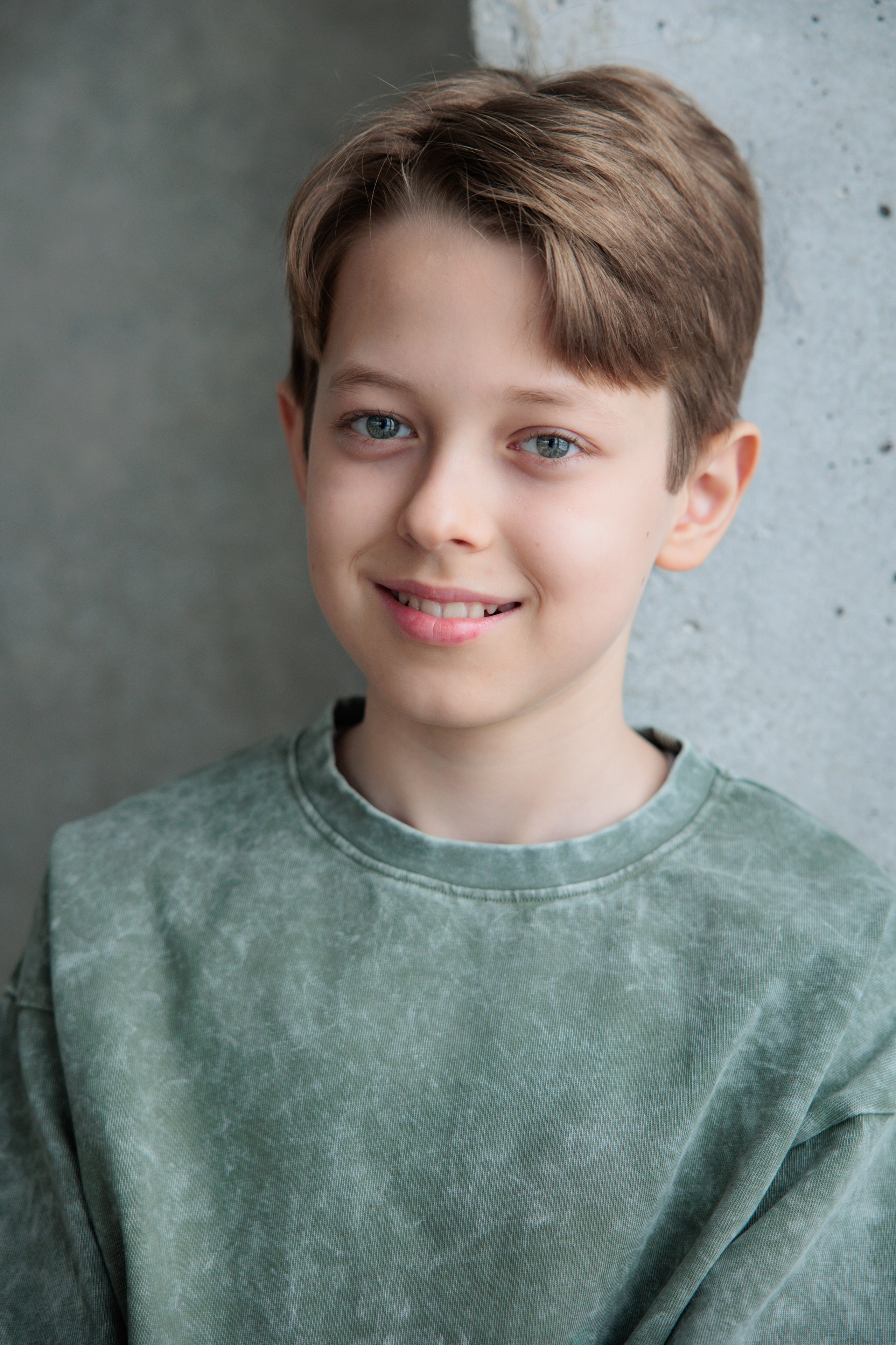 ЛЁША. Я фотограф из Москвы к Вашим услугам