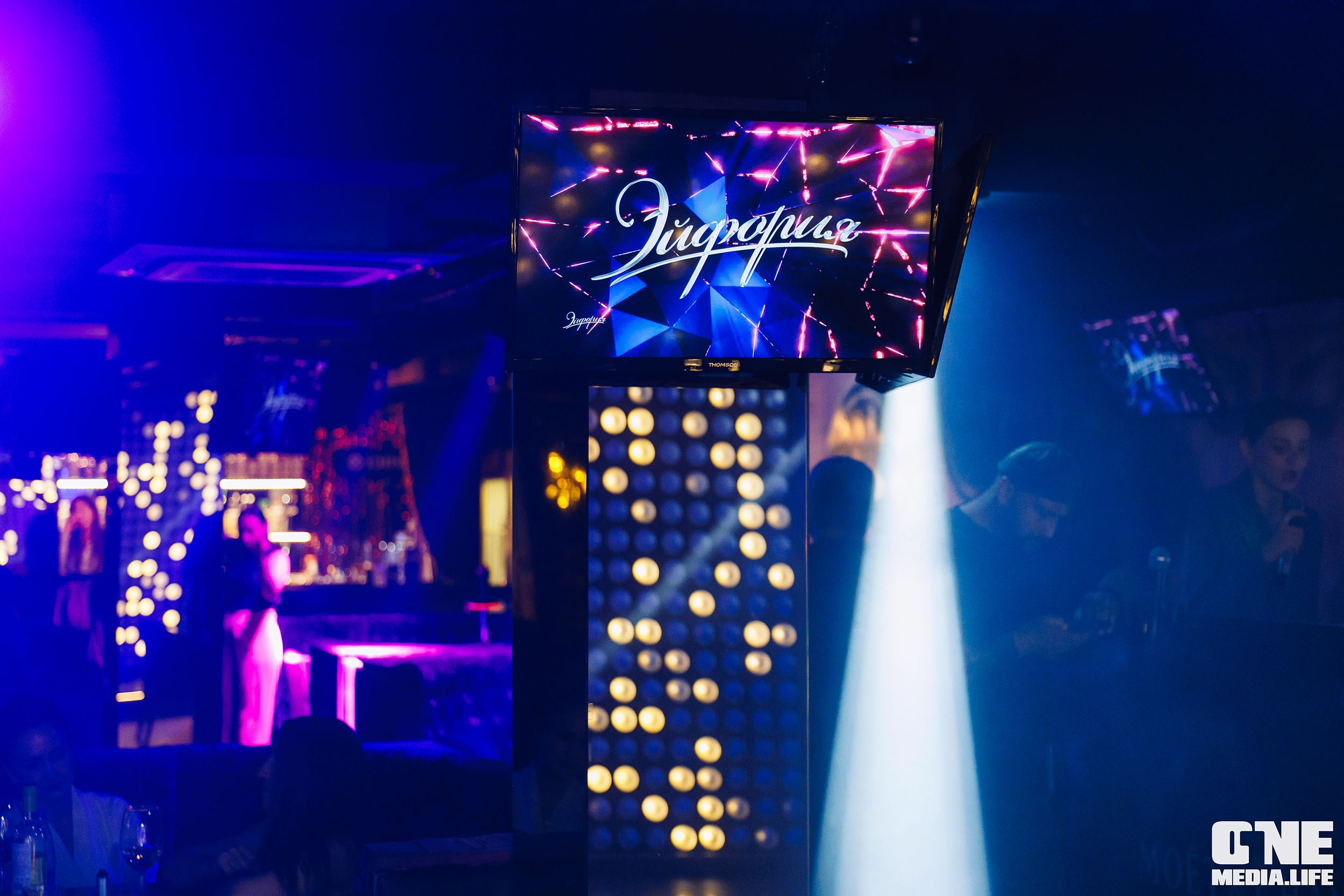 Фоторепортаж из караоке-клуба Эйфория. One Media Life: фоторепортажи, фотоотчеты с мероприятий и заведений