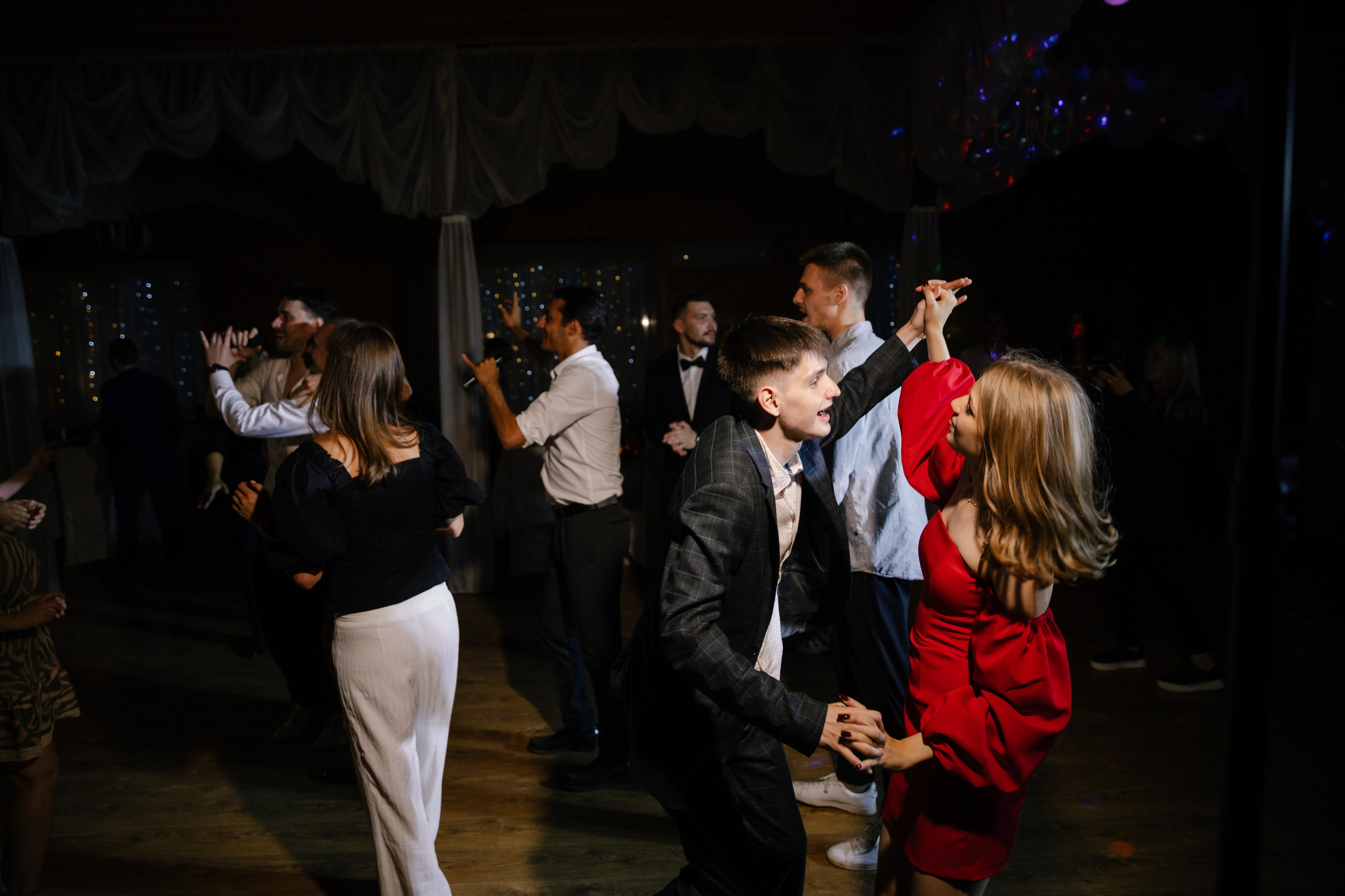 Нарезка вечеринок. Свадебный и семейный фотограф Скрынник Светлана