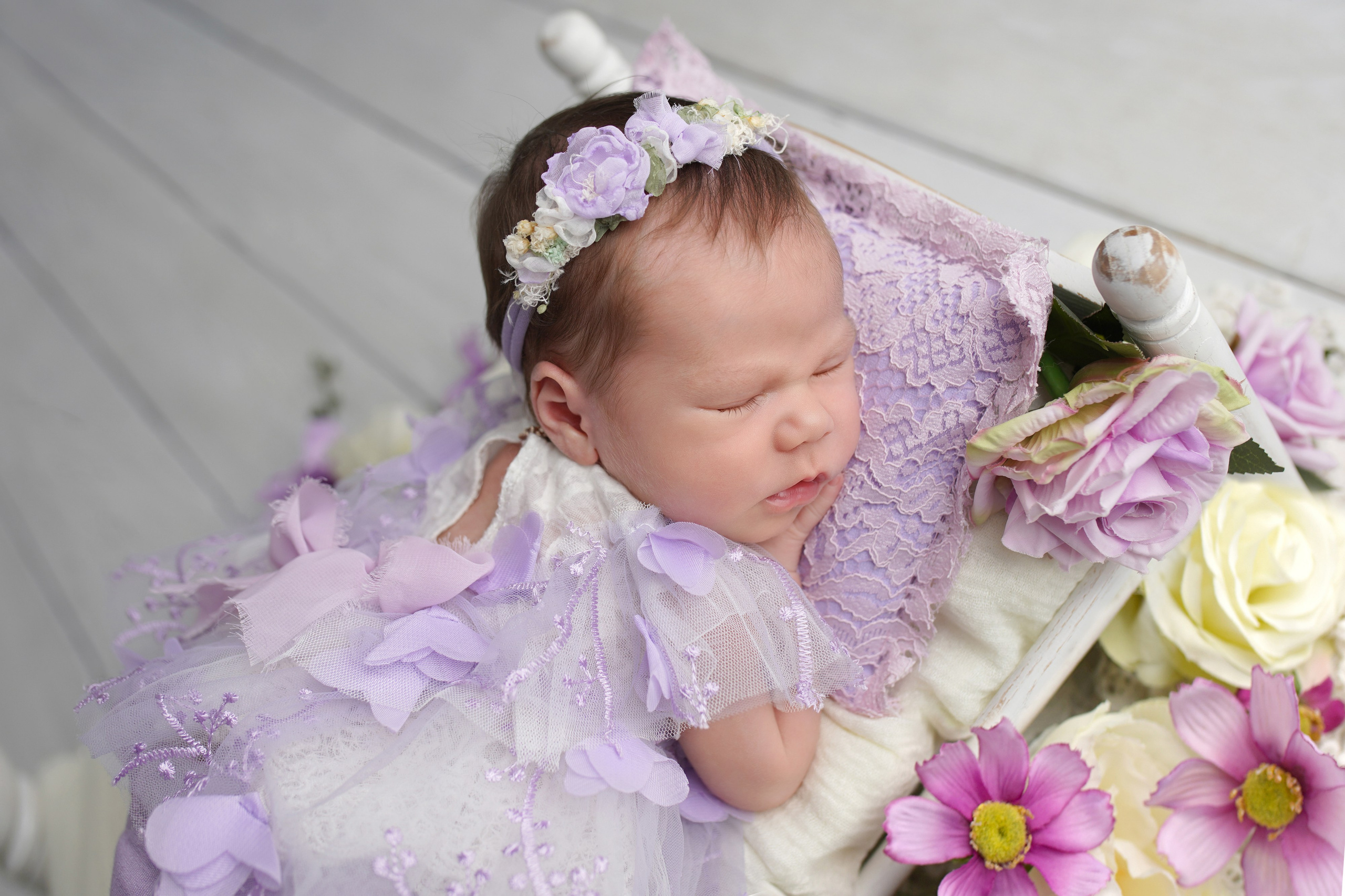 Новорождённые девочки. Детский фотограф и фотограф новорожденных в Калининград Оксана Иваний