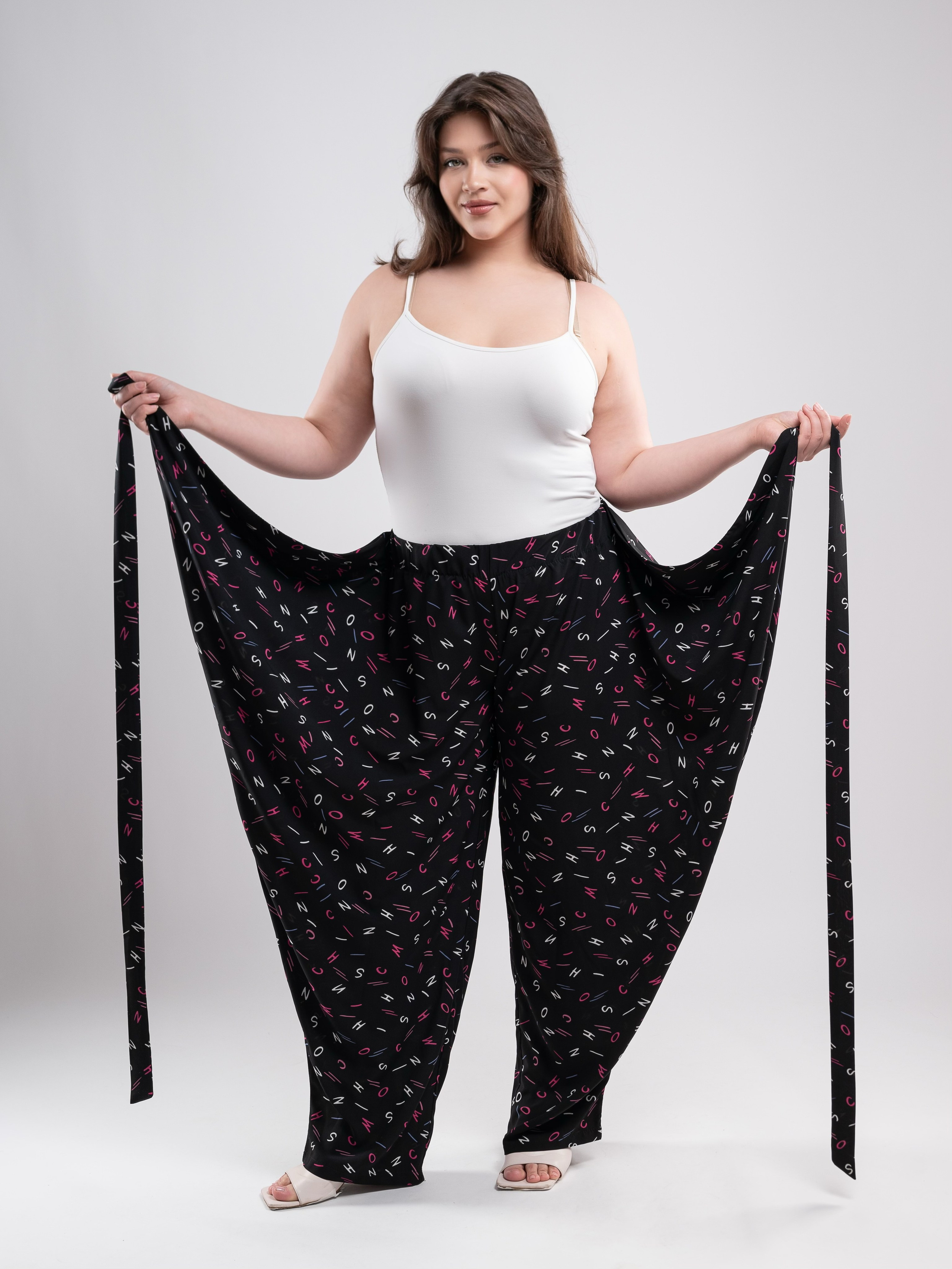 Брюки трансформеры. Предметный фотограф, фото для маркетплейсов Пятигорск, КМВ