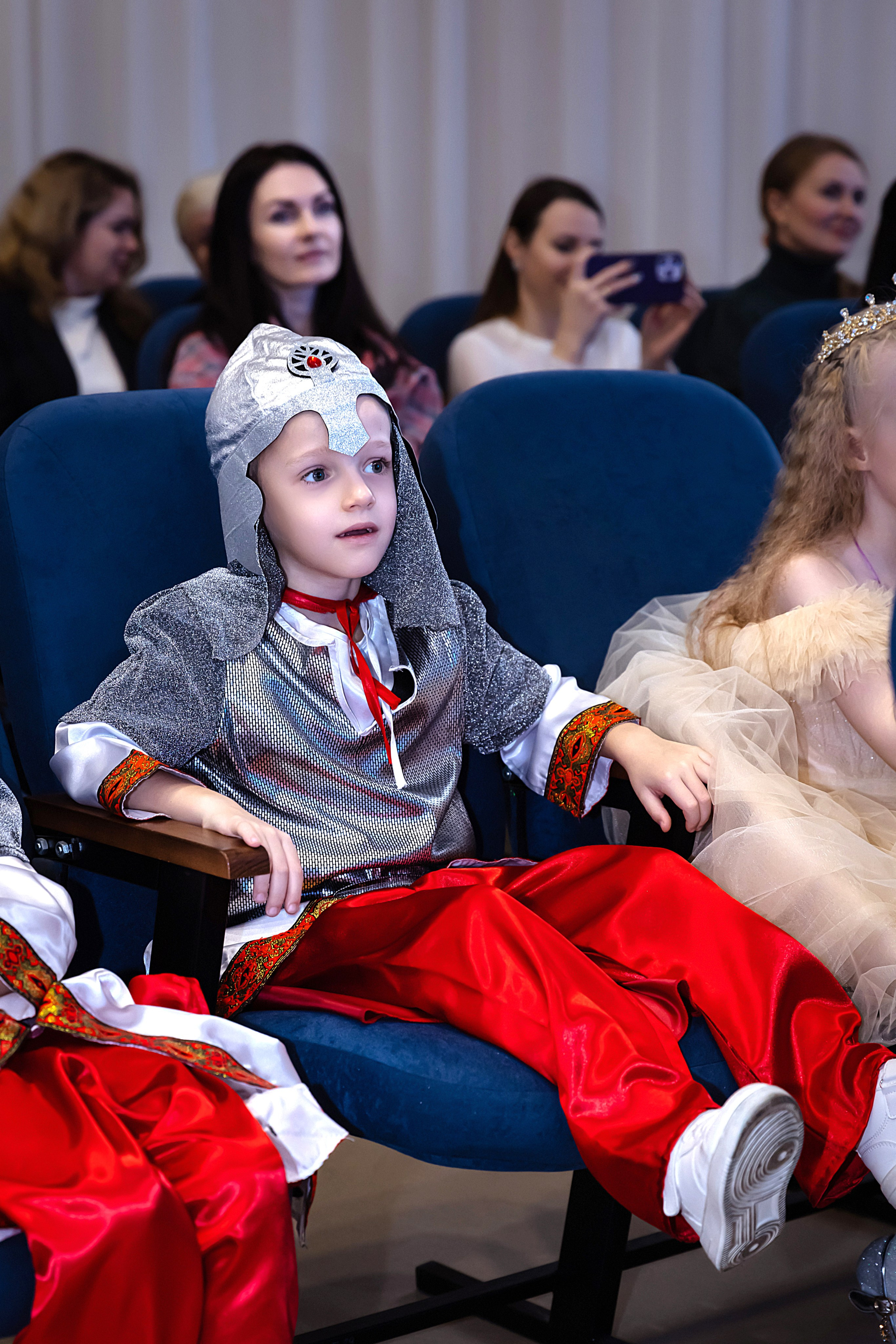 Новогодний праздник 1 В класс! Гимназия № 23. Фотограф и Видеограф в Краснодаре Юлия Солодченко