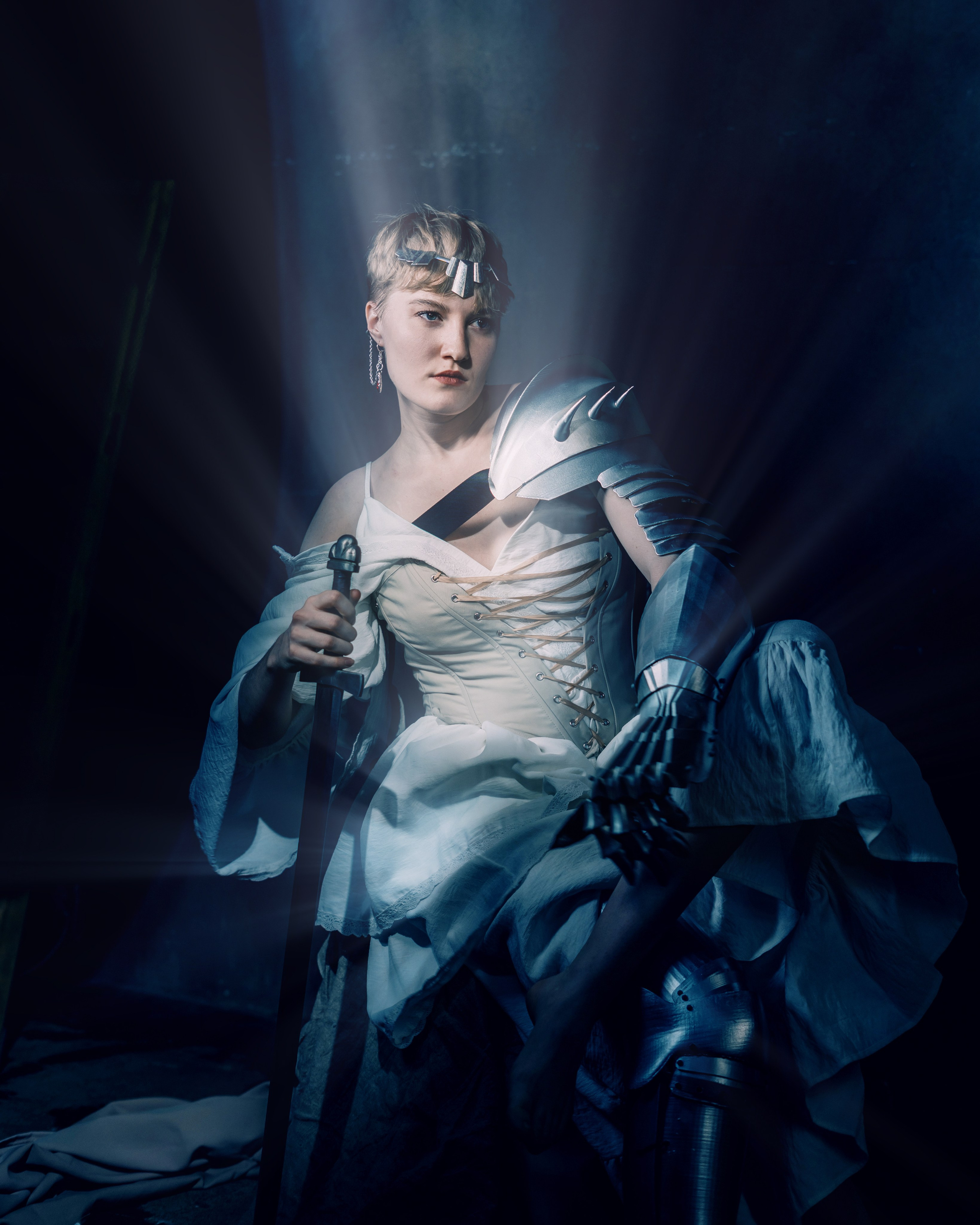 Креативная тематическая индивидуальная портретная съёмка. Фотограф Екатеринбург для вас или вашего бренда