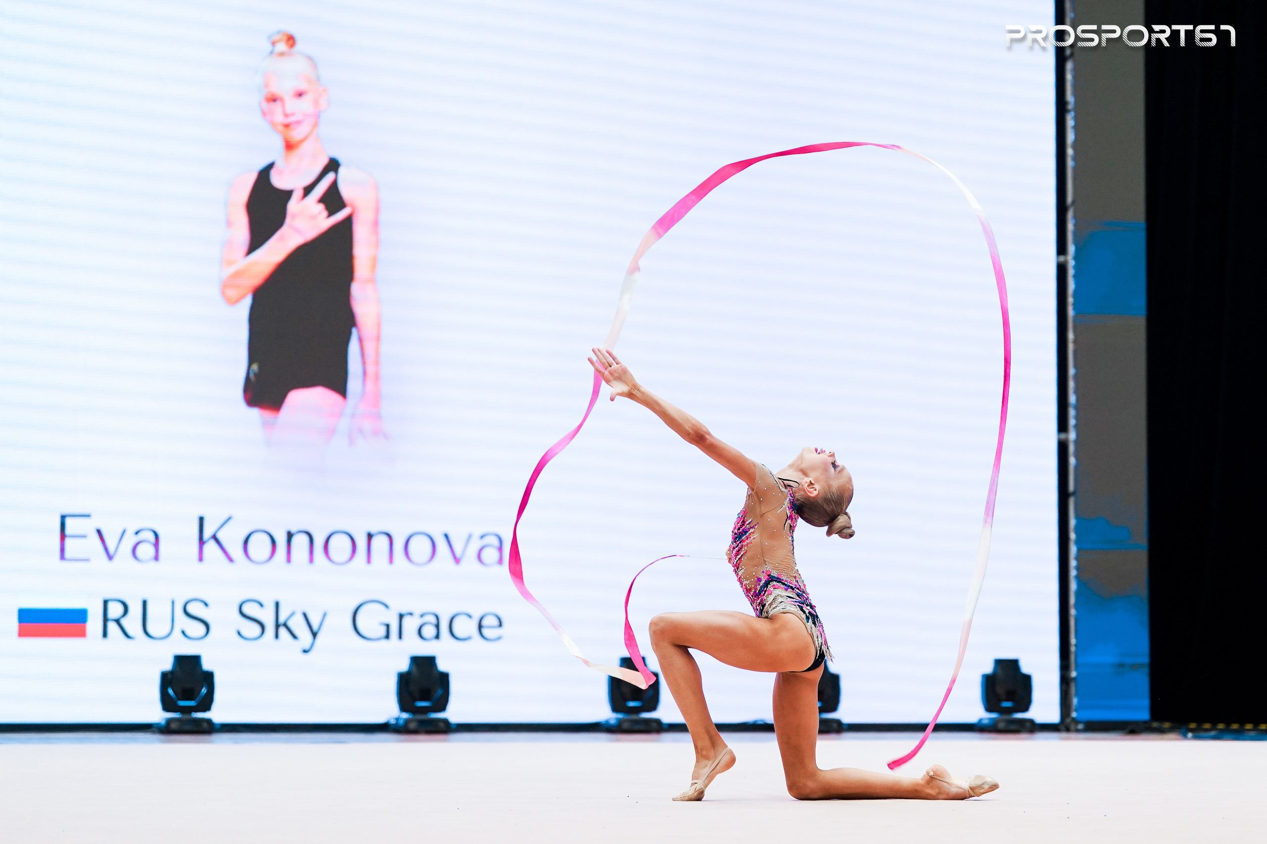 Ева Кононова. Хрустальная роза 2025 г.Минск. Спортивный фотограф Олег Медведев | prosport67 | Смоленск