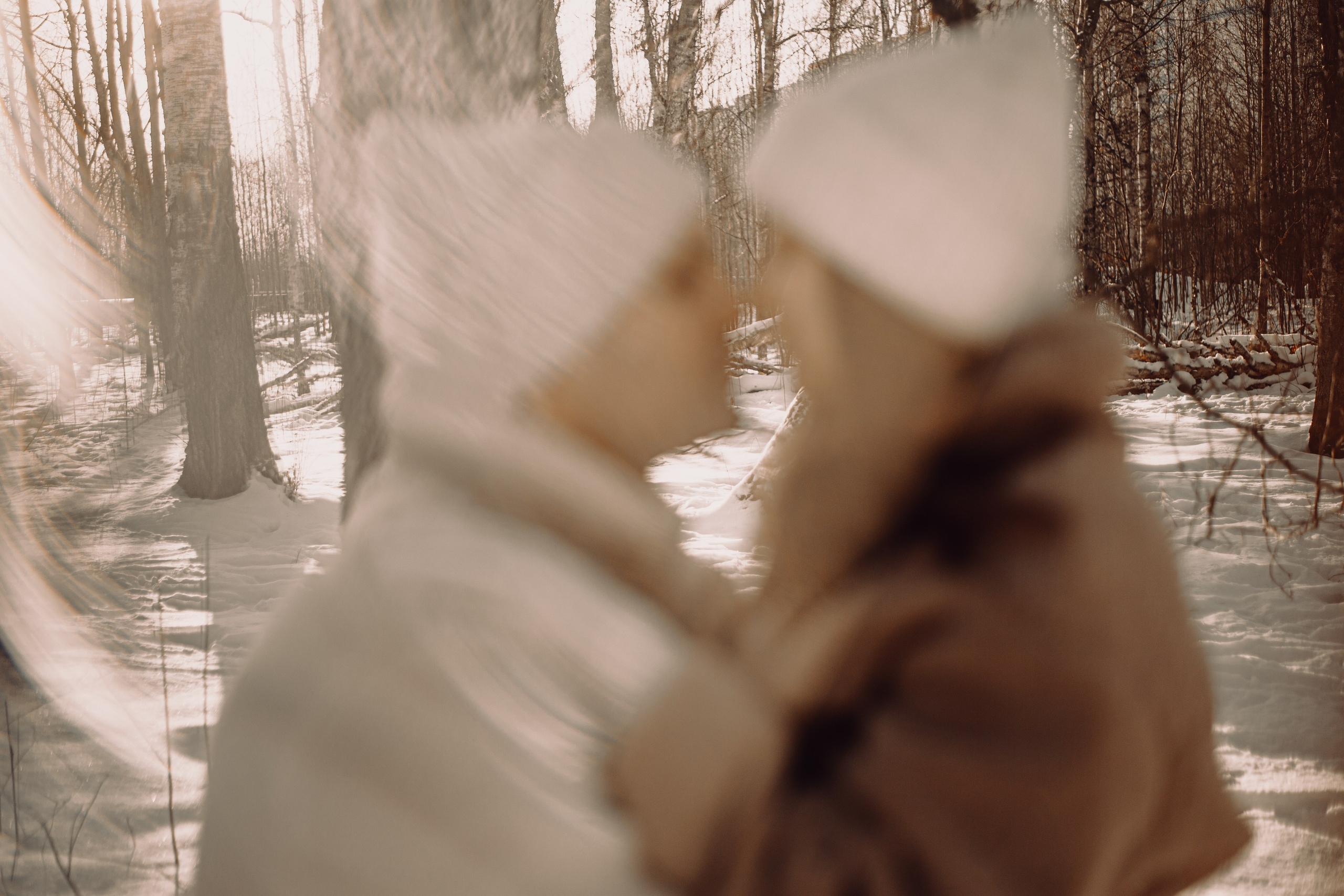 Тепло в зимнем лесу. Арт-фотограф Крис Л. в Тобольске: портрет, семейные, свадьбы